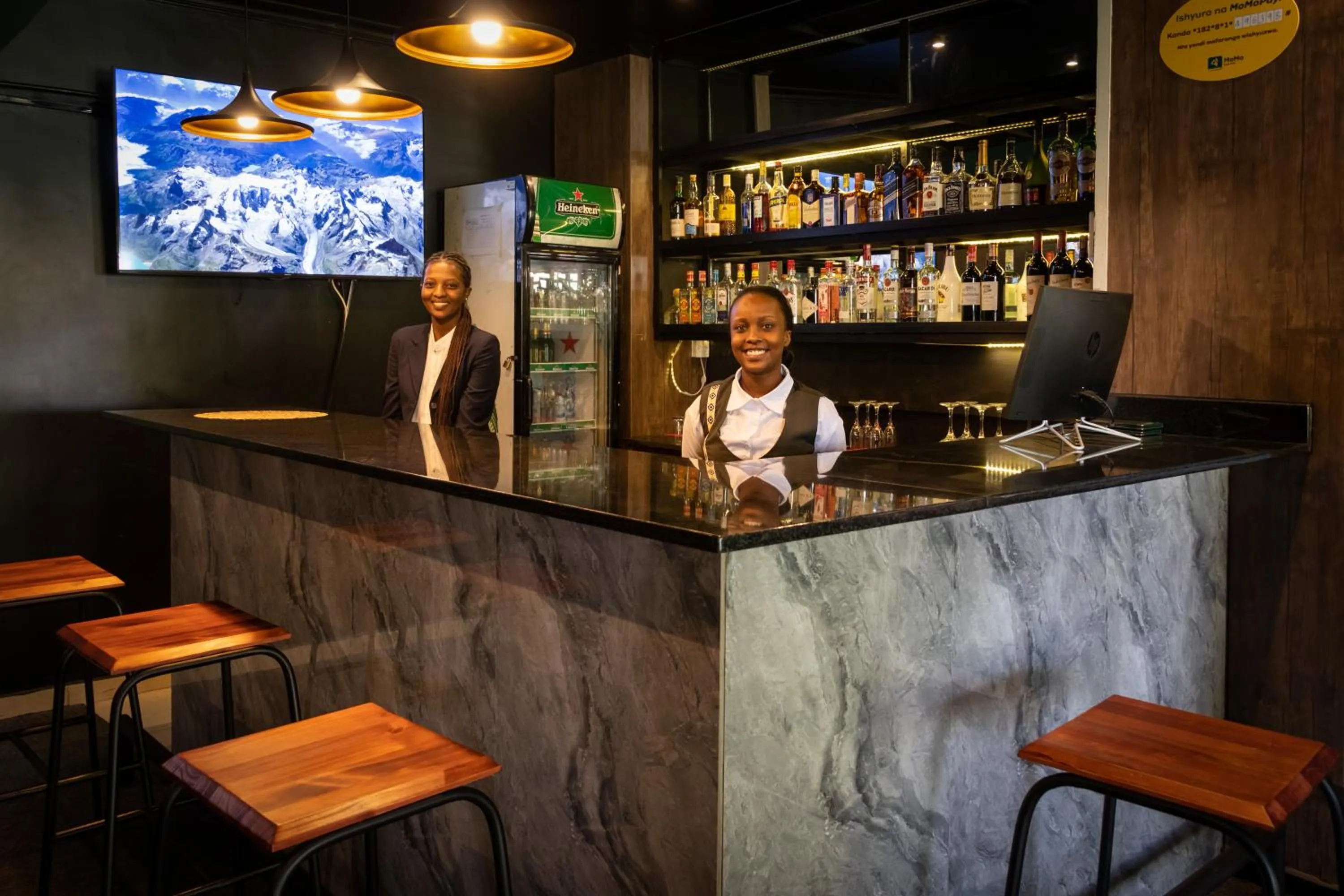 People in Highlands Suites Hotel and Apartments