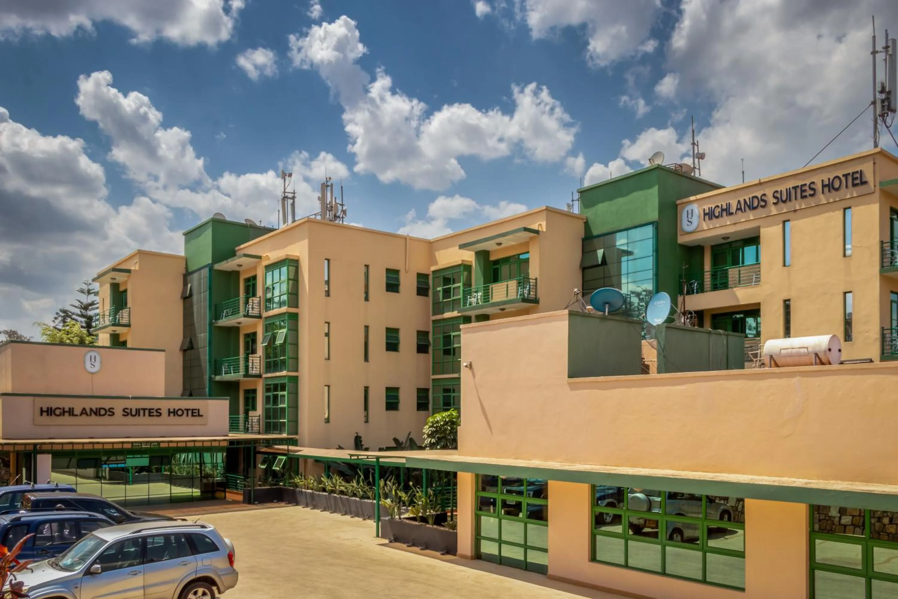 Property building in Highlands Suites Hotel and Apartments