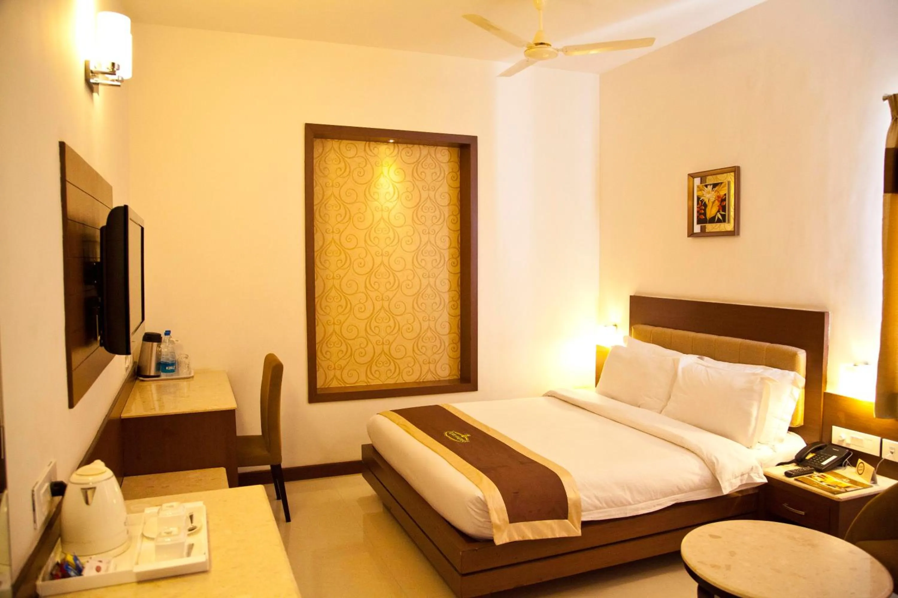 TV and multimedia, Bed in Hotel Prince Gardens