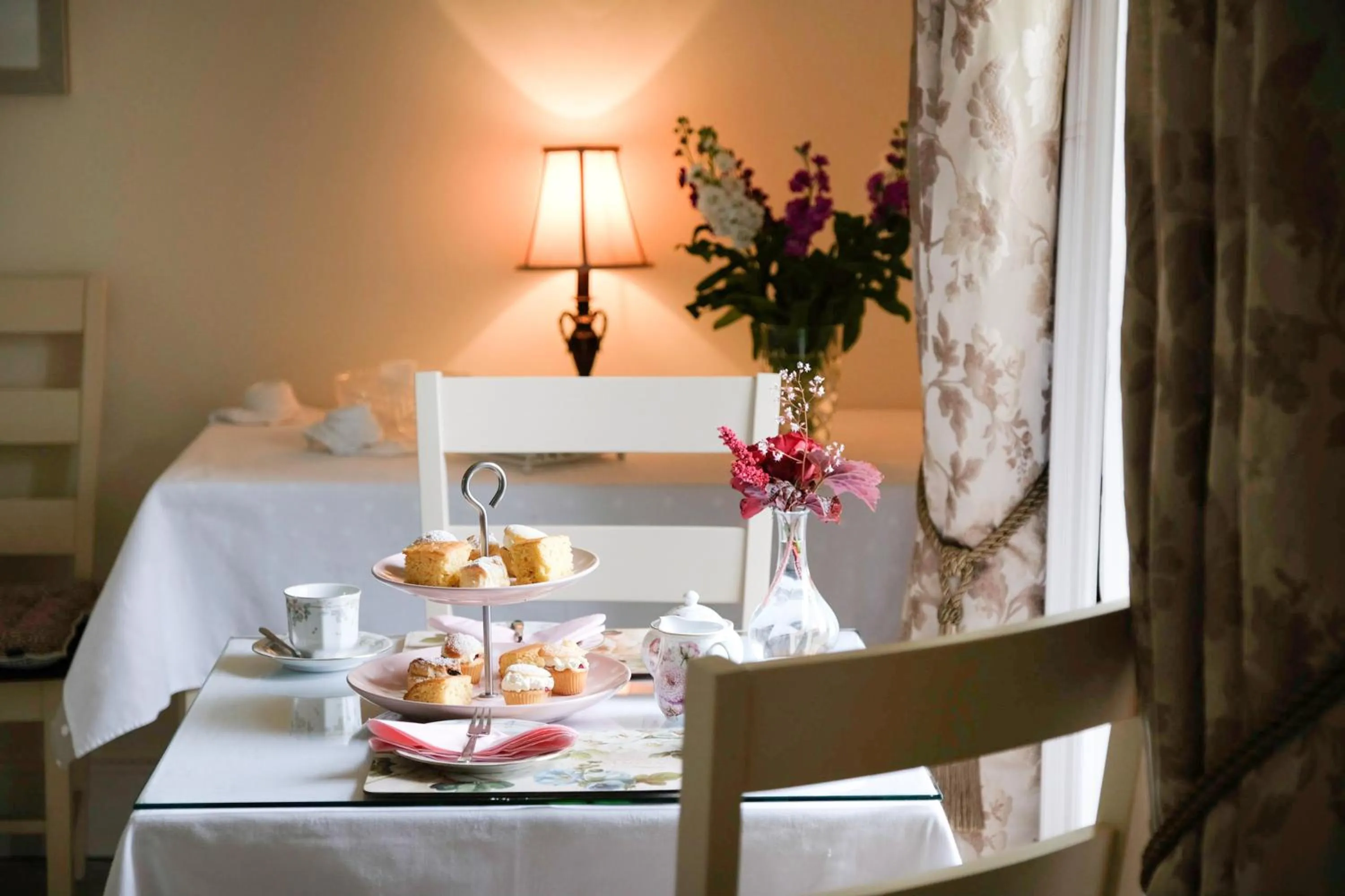 Property building, Bed in Abhainn Ri Farmhouse