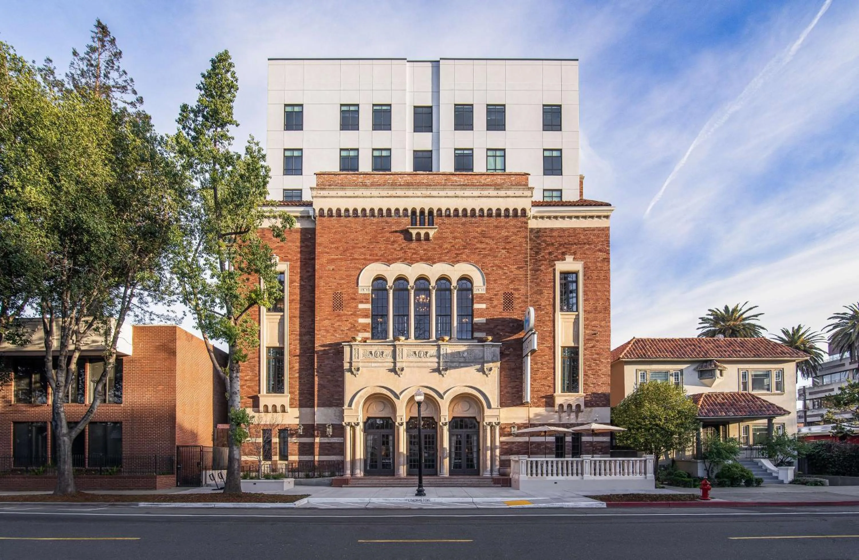 Property building in Hyatt House Sacramento-Midtown