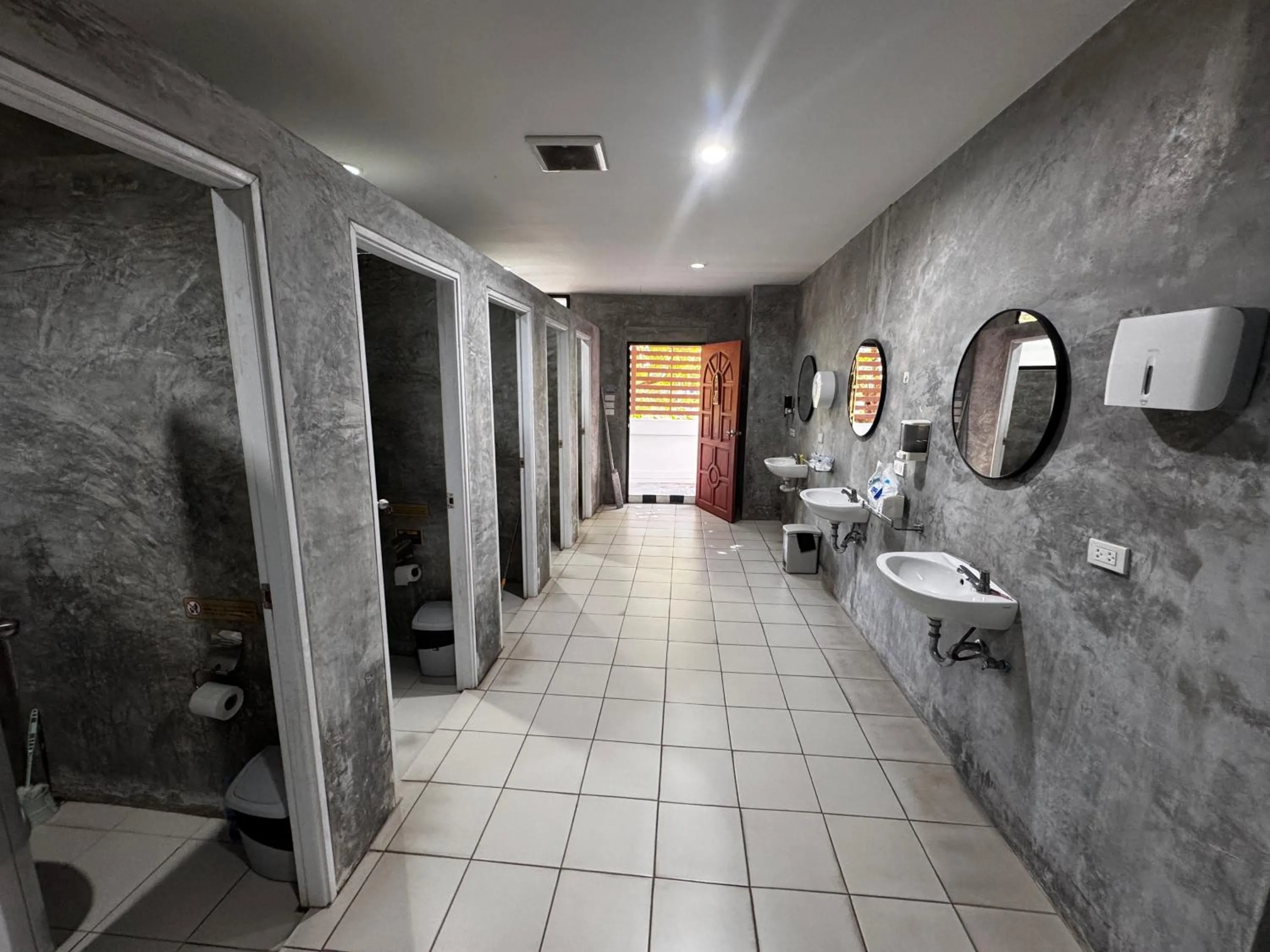 Bathroom in Phuket Muay Thai Hotel Rawai Beach