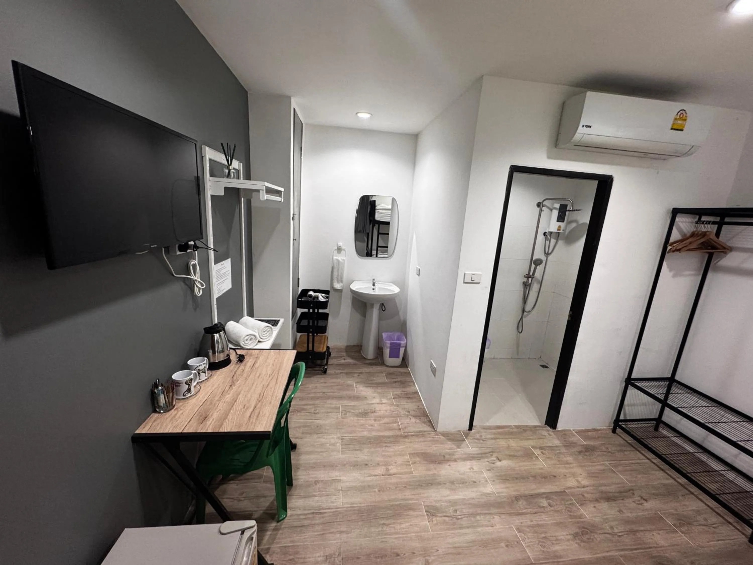 Shower in Phuket Muay Thai Hotel Rawai Beach