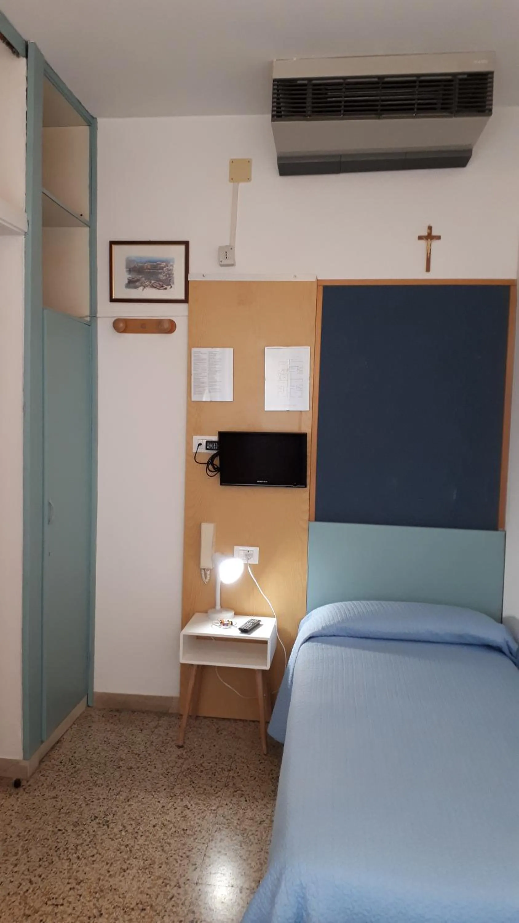 Bed in Hotel Villa Dina