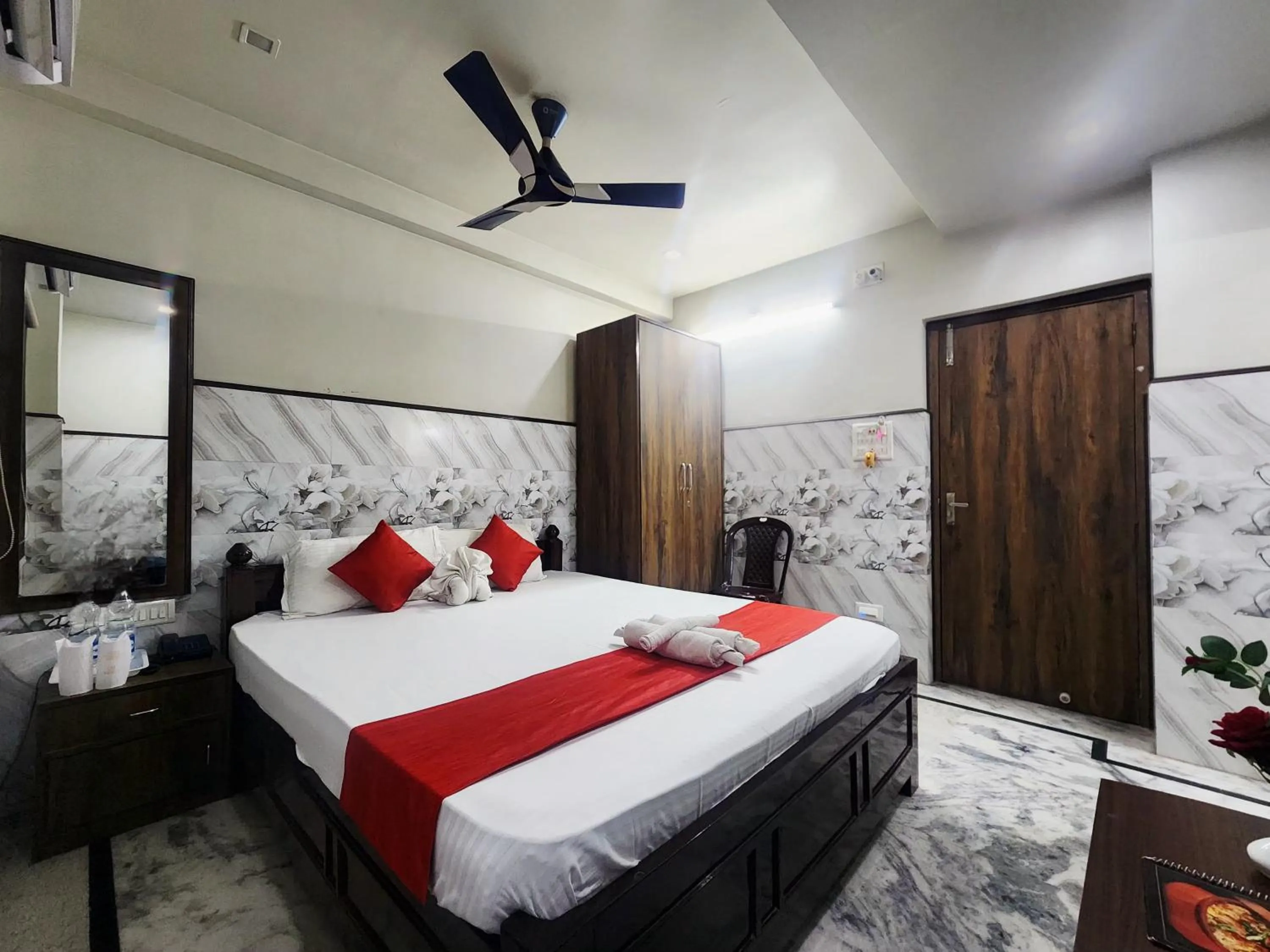 Bed in ANANDALOKE RESIDENCY