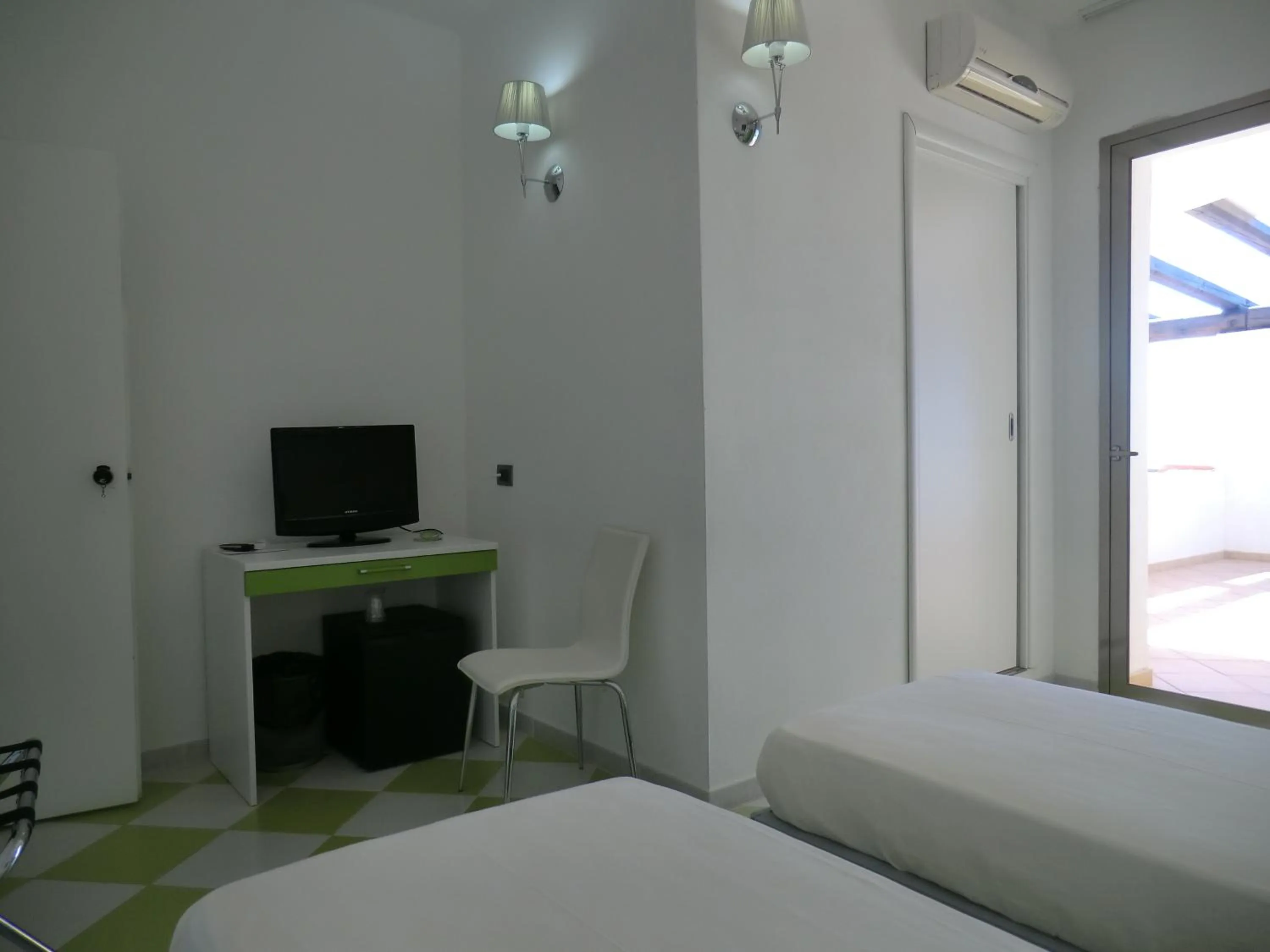 Photo of the whole room, Bed in Mediterraneo Mare e Sole