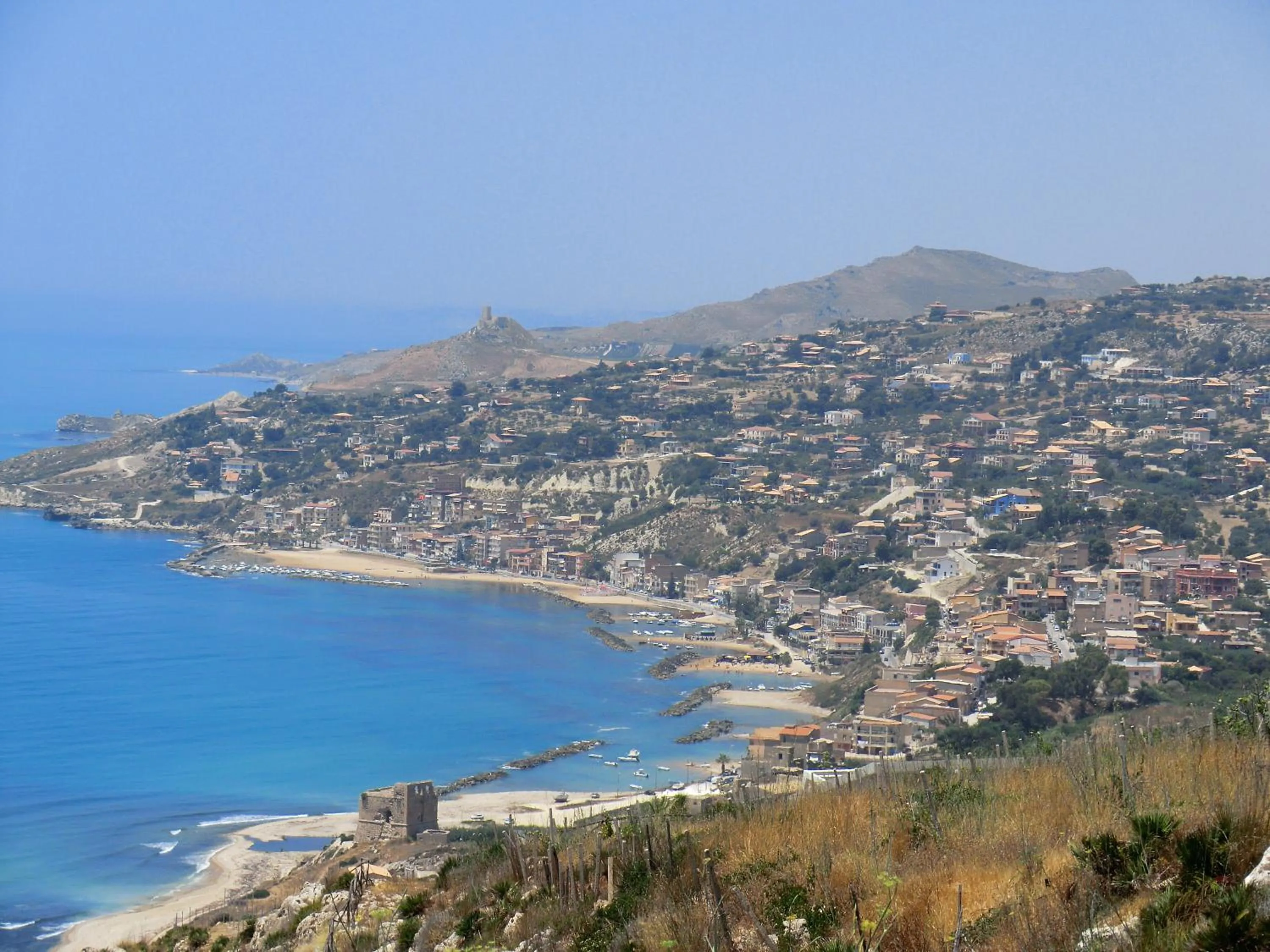 Nearby landmark in Mediterraneo Mare e Sole