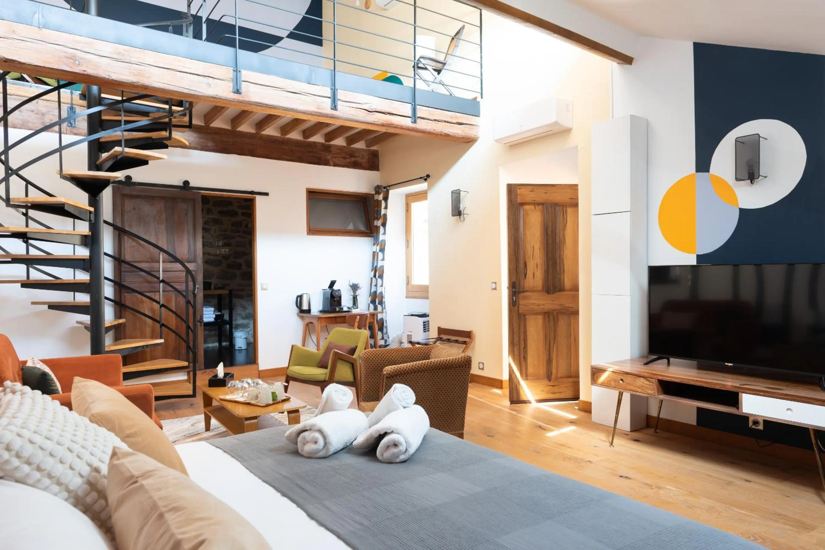 Bedroom in La Maison d'en Bas des Seigneurs