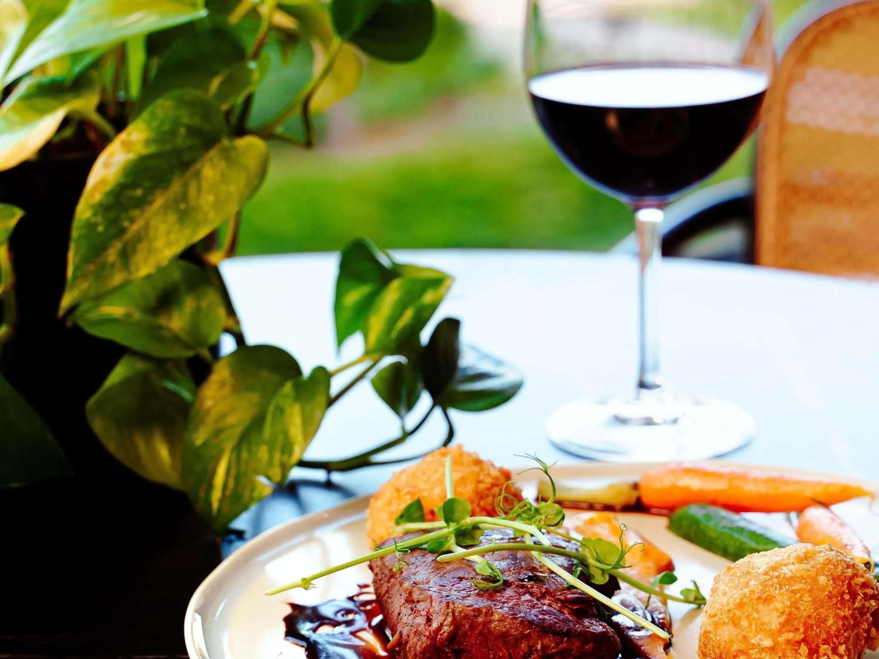 Restaurant/places to eat in Novotel Gdańsk Marina