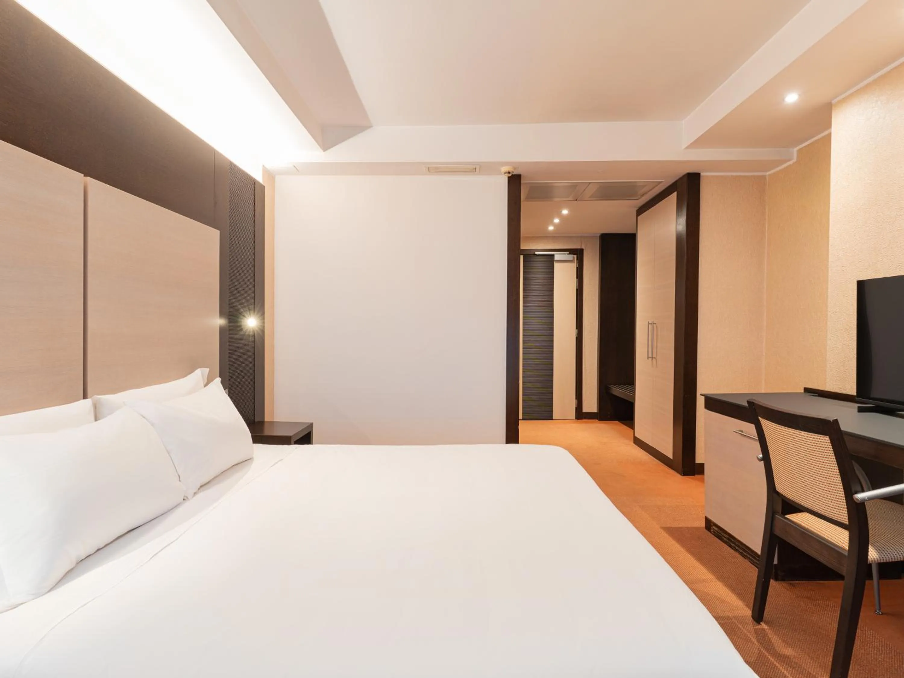 Bedroom, Bed in B&B HOTEL Napoli San Mauro