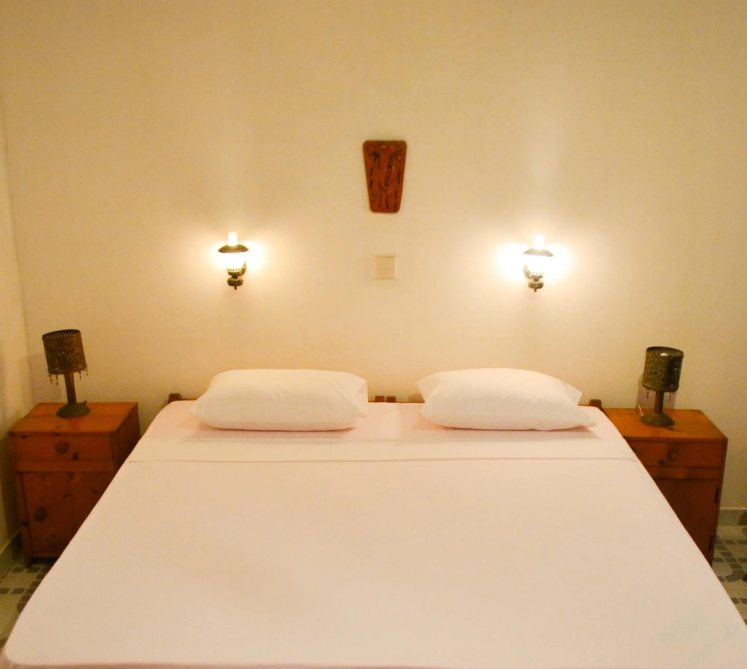 Standard Double or Twin Room with Balcony - single occupancy in Hotel Thai Lanka