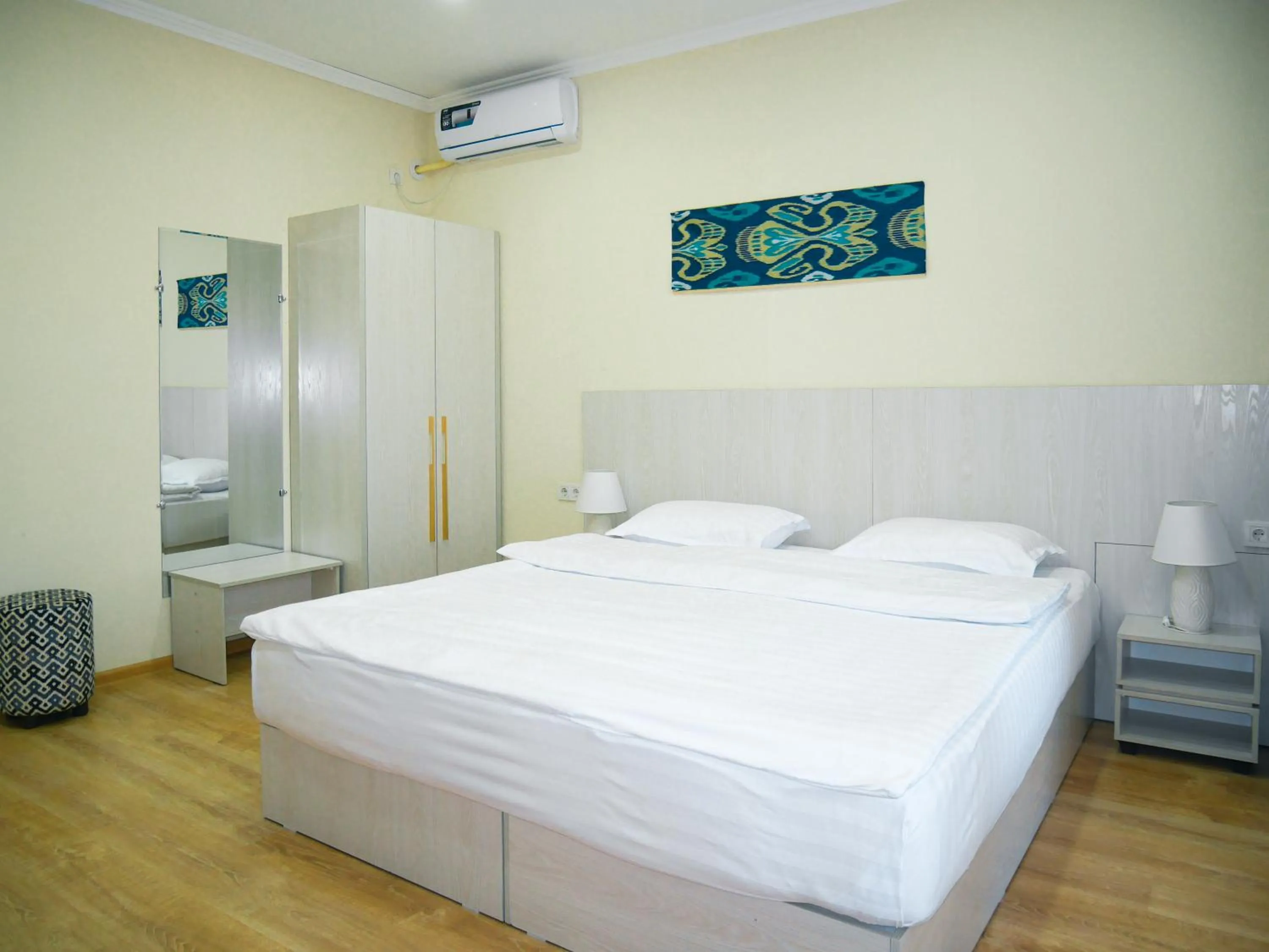 towels, Bed in Oasis Boutique