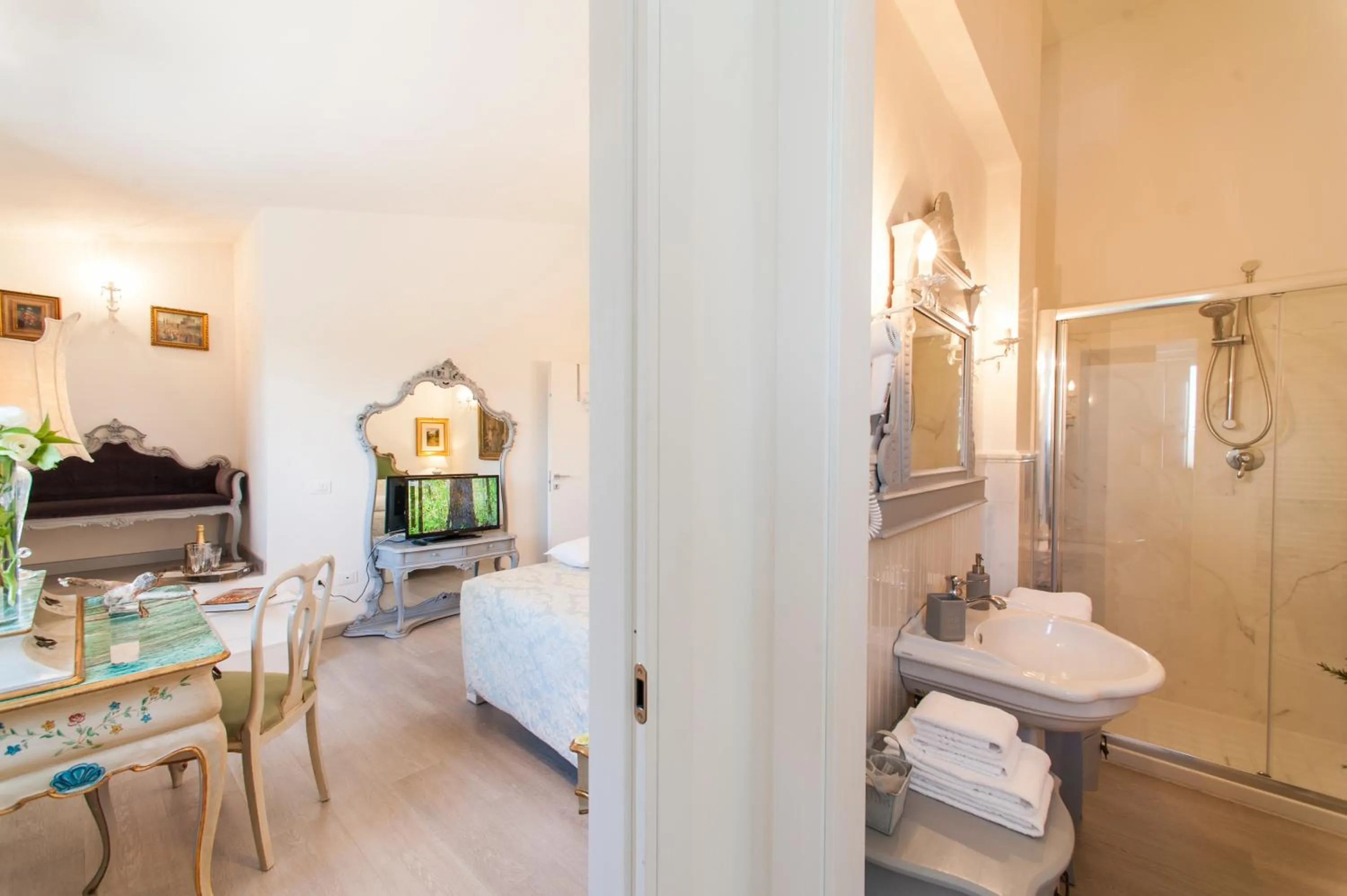 Bed in Country Lodge B&B