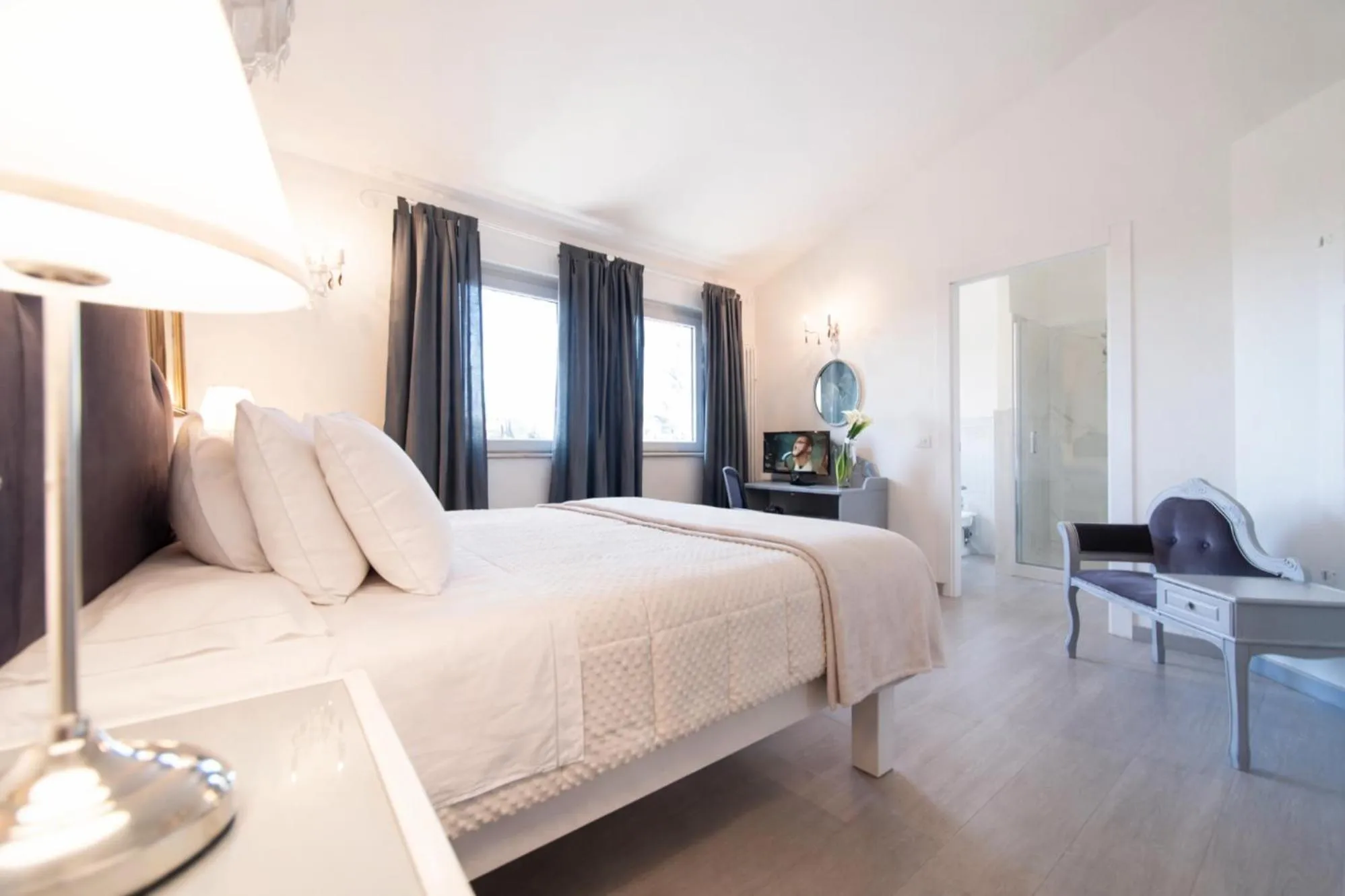 Bed in Country Lodge B&B