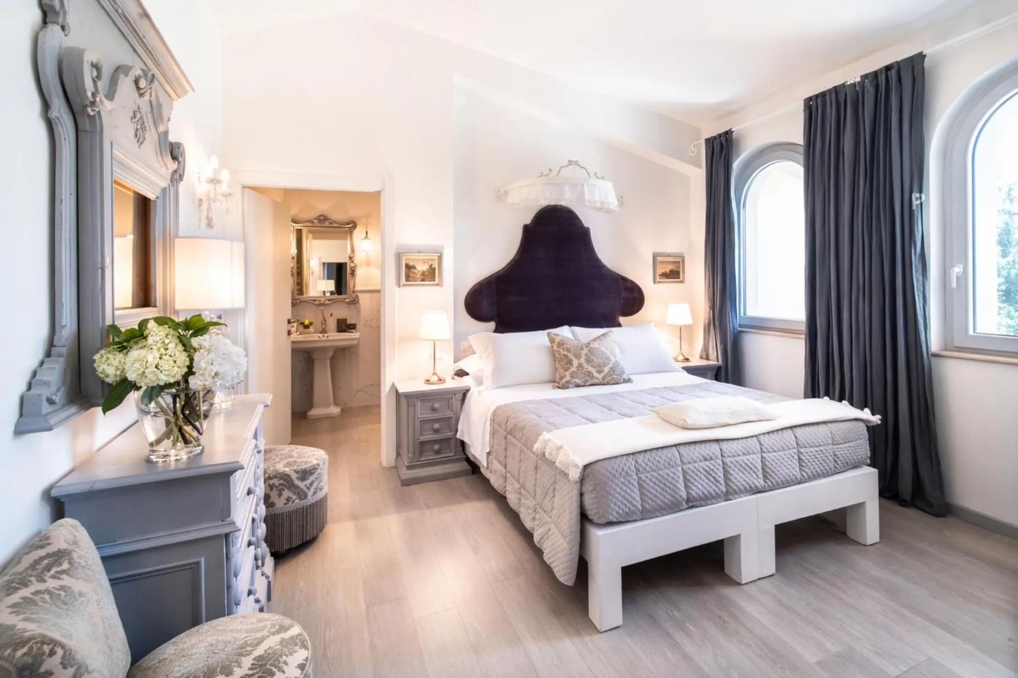 Bed in Country Lodge B&B