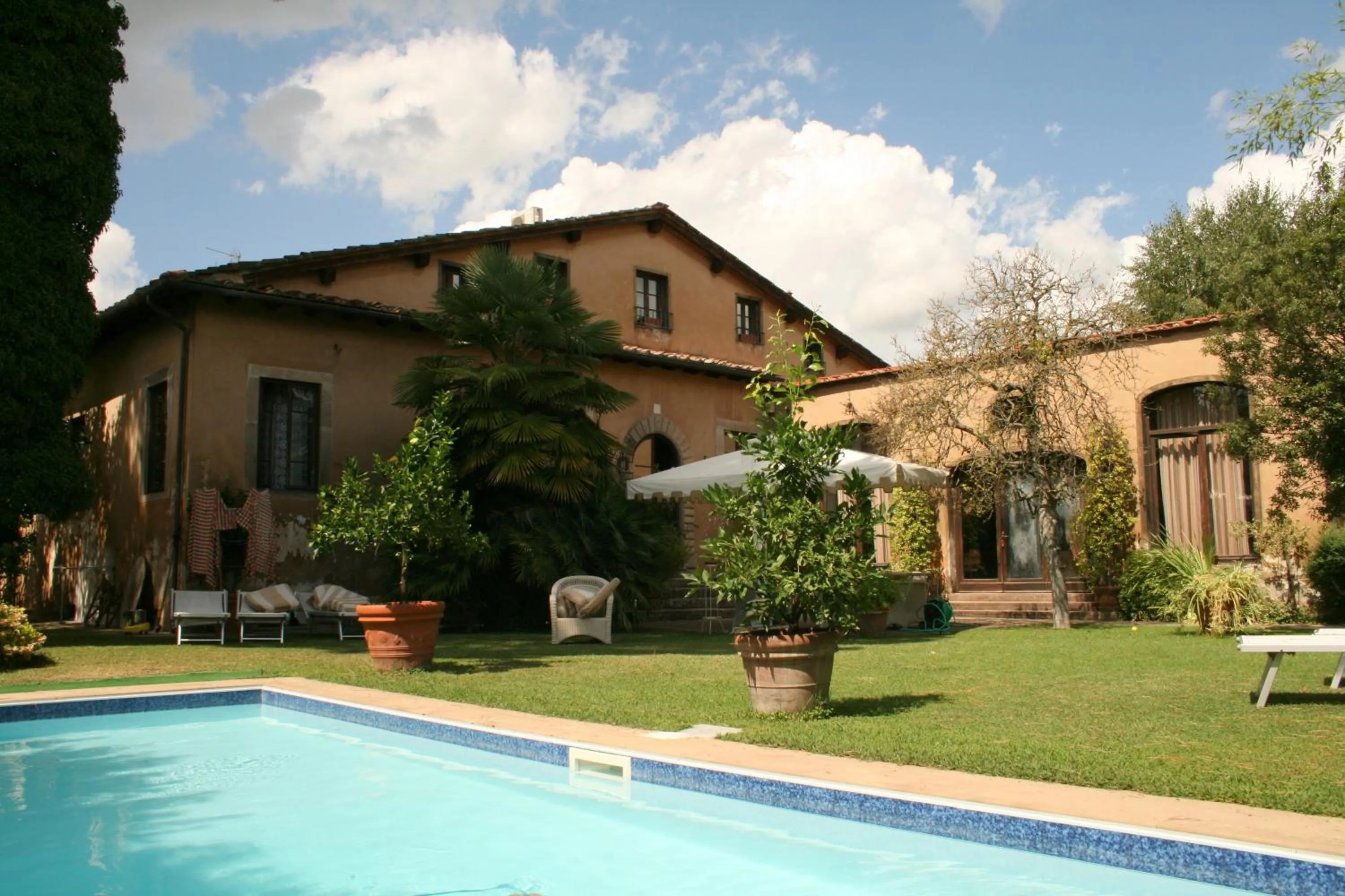 Facade/entrance in Casabiancalana Boutique