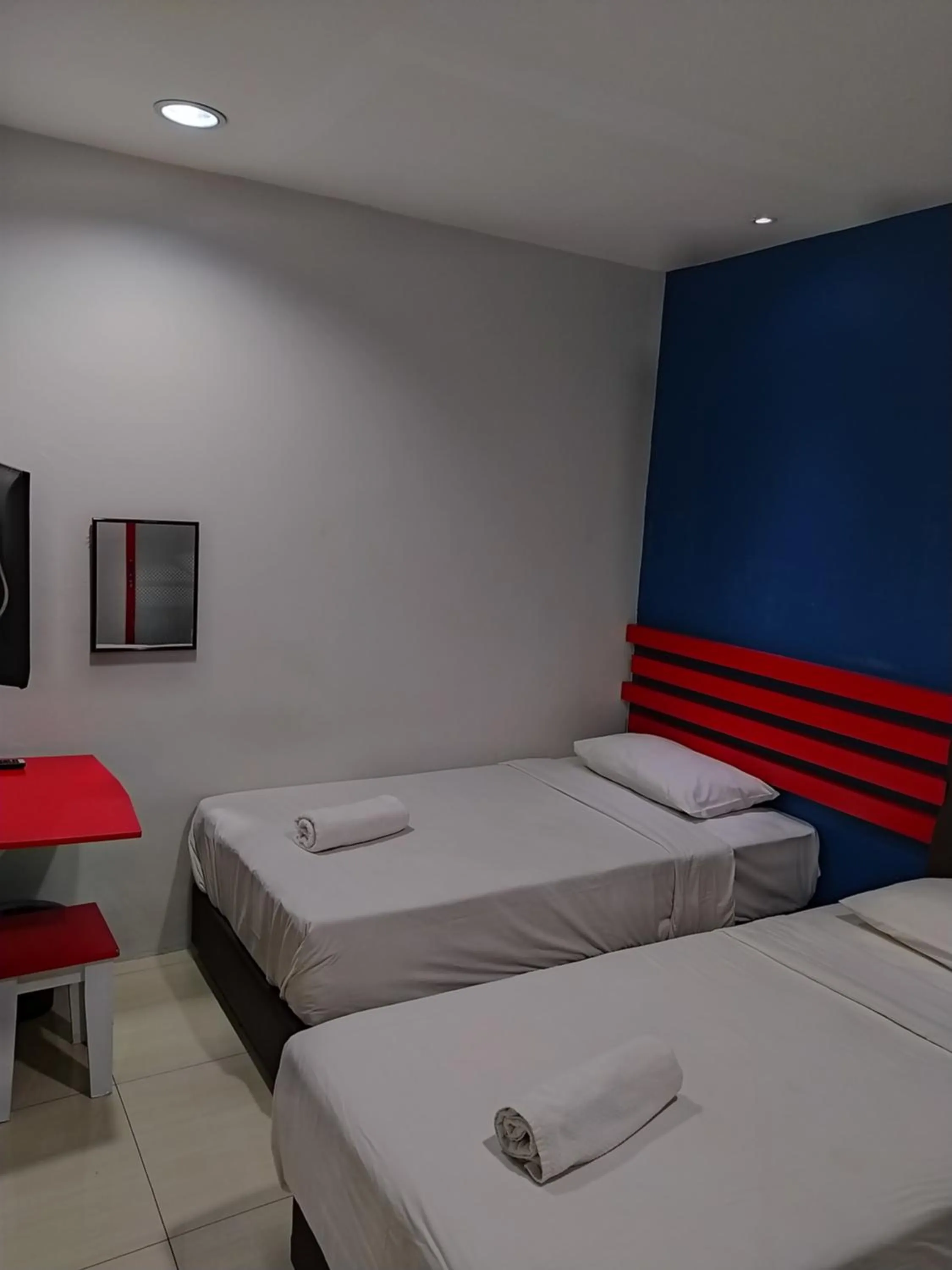 Photo of the whole room, Bed in SALAM HOTEL & Best Hotel Shah Alam i-City, UiTM, Hospital