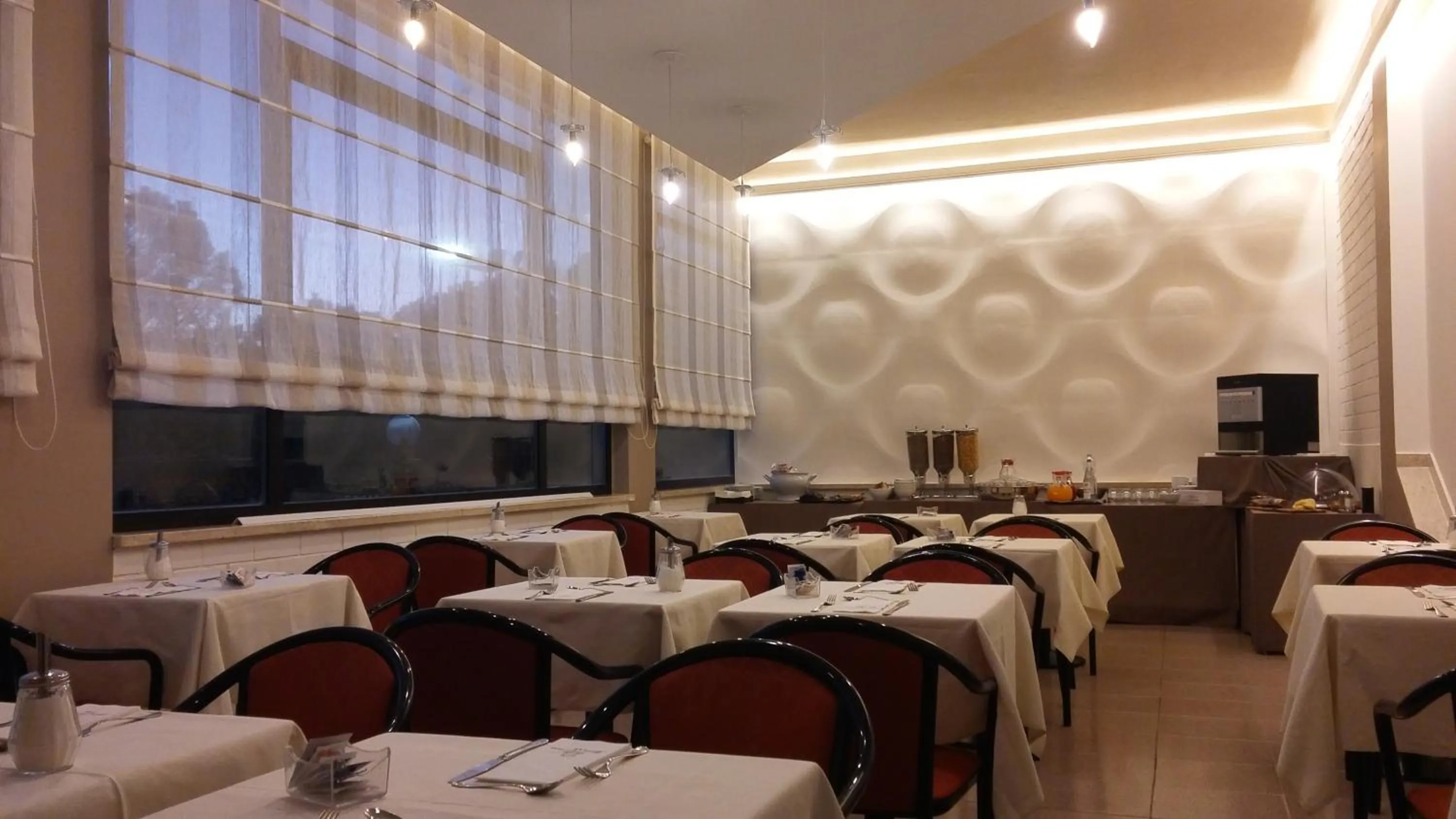 Food and drinks in El Patio Hotel