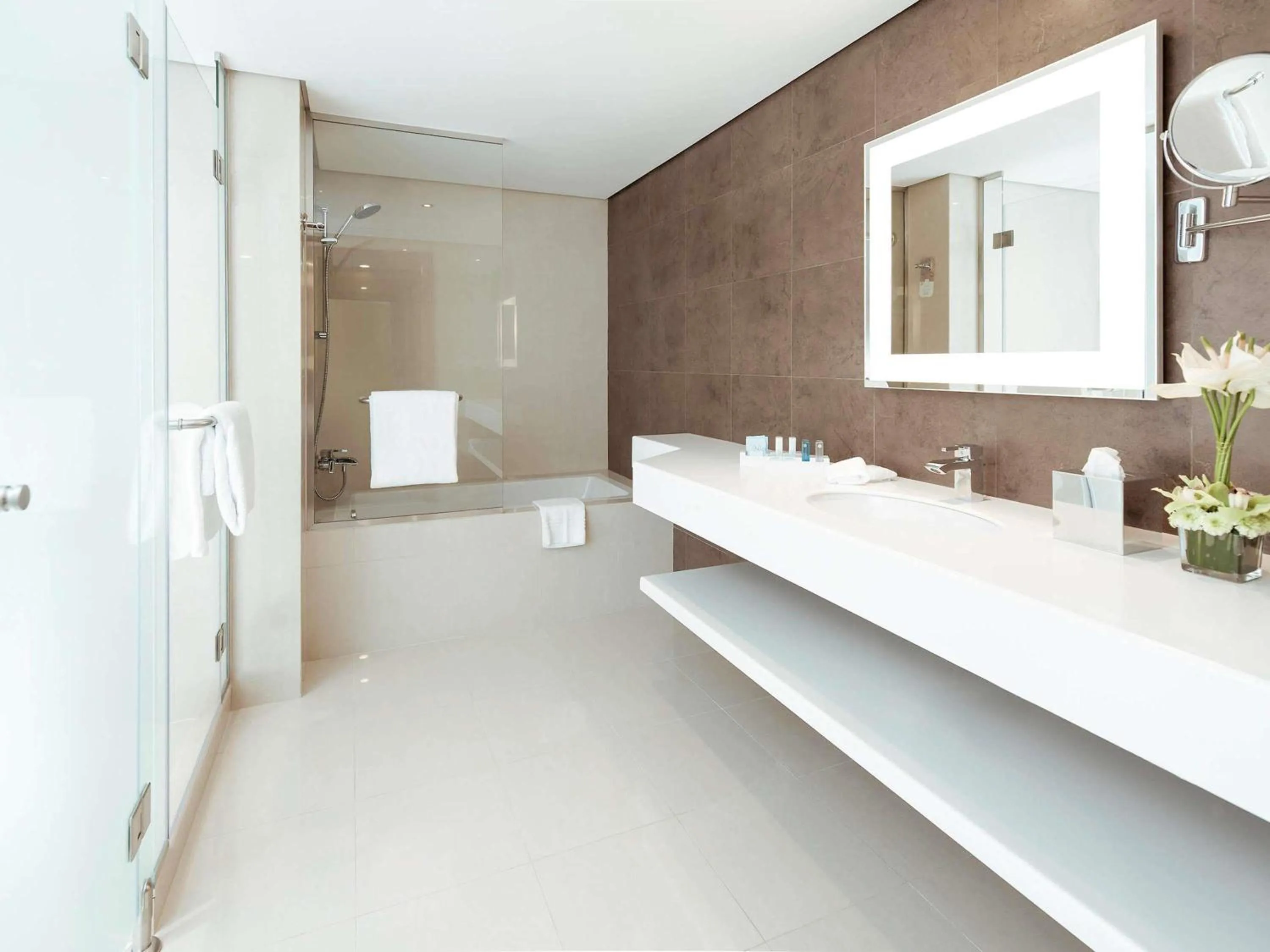 Photo of the whole room in Novotel Fujairah