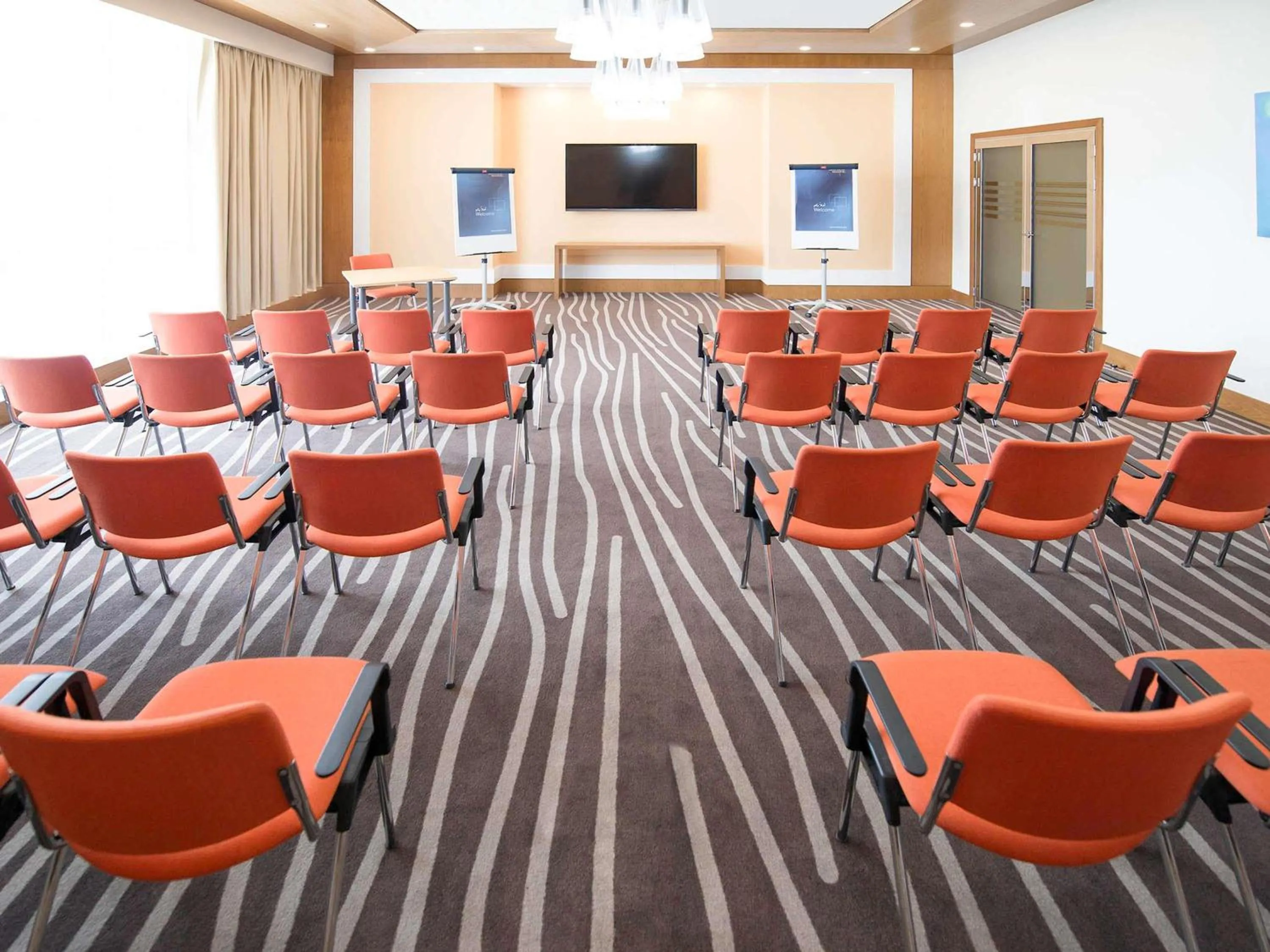 Meeting/conference room in Novotel Fujairah