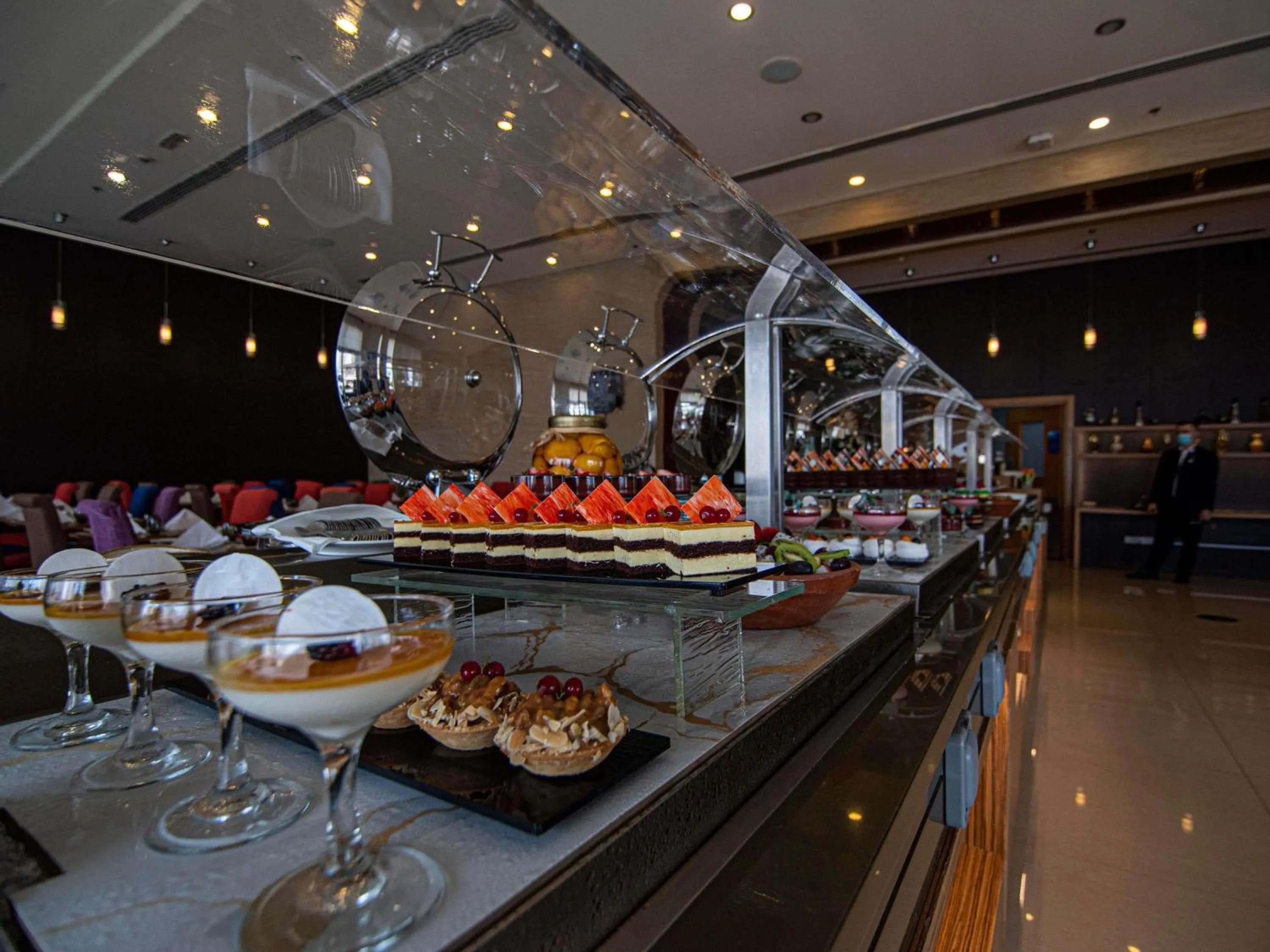 Restaurant/places to eat in Novotel Fujairah