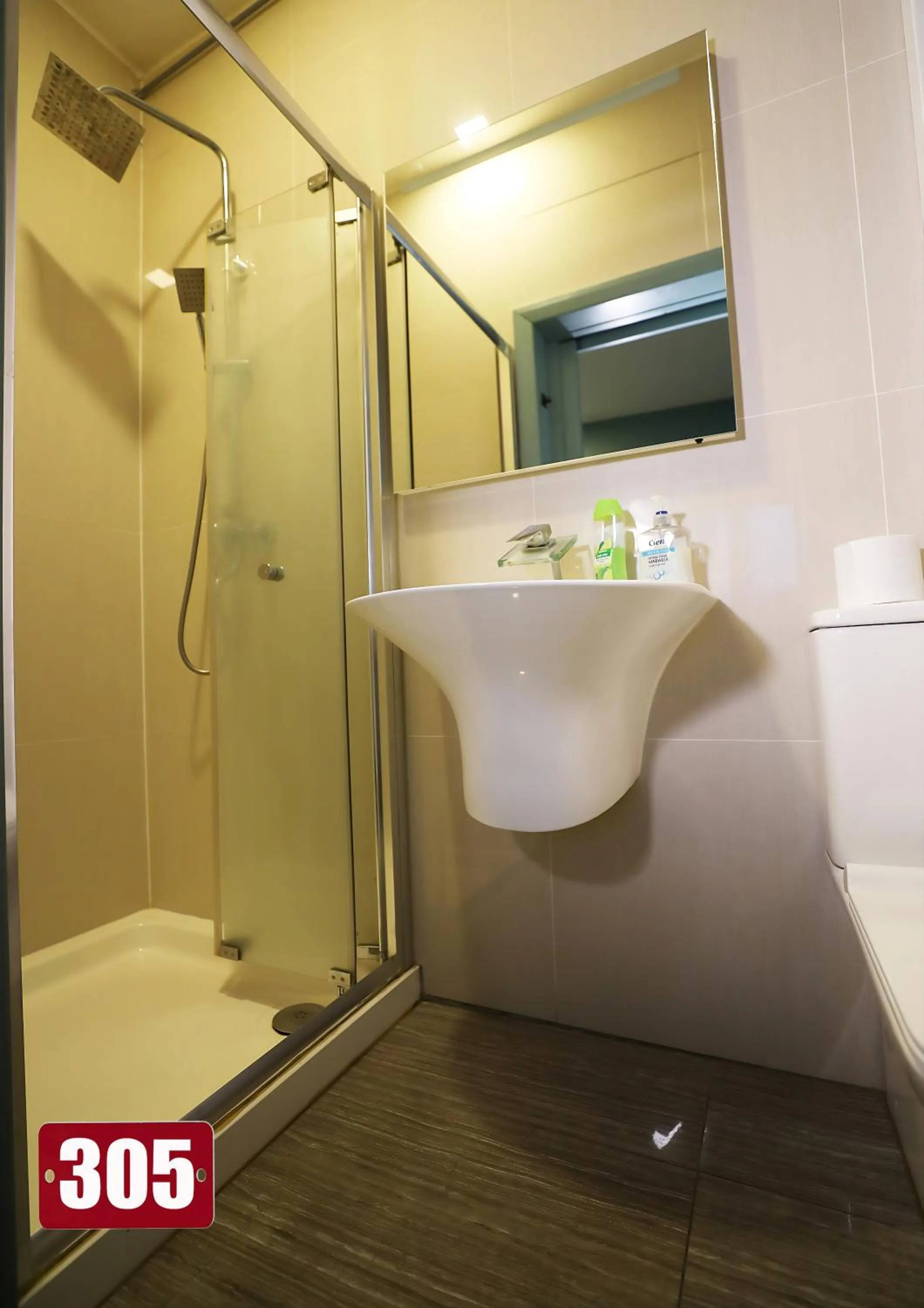 Shower in Private Boutique Apartments London