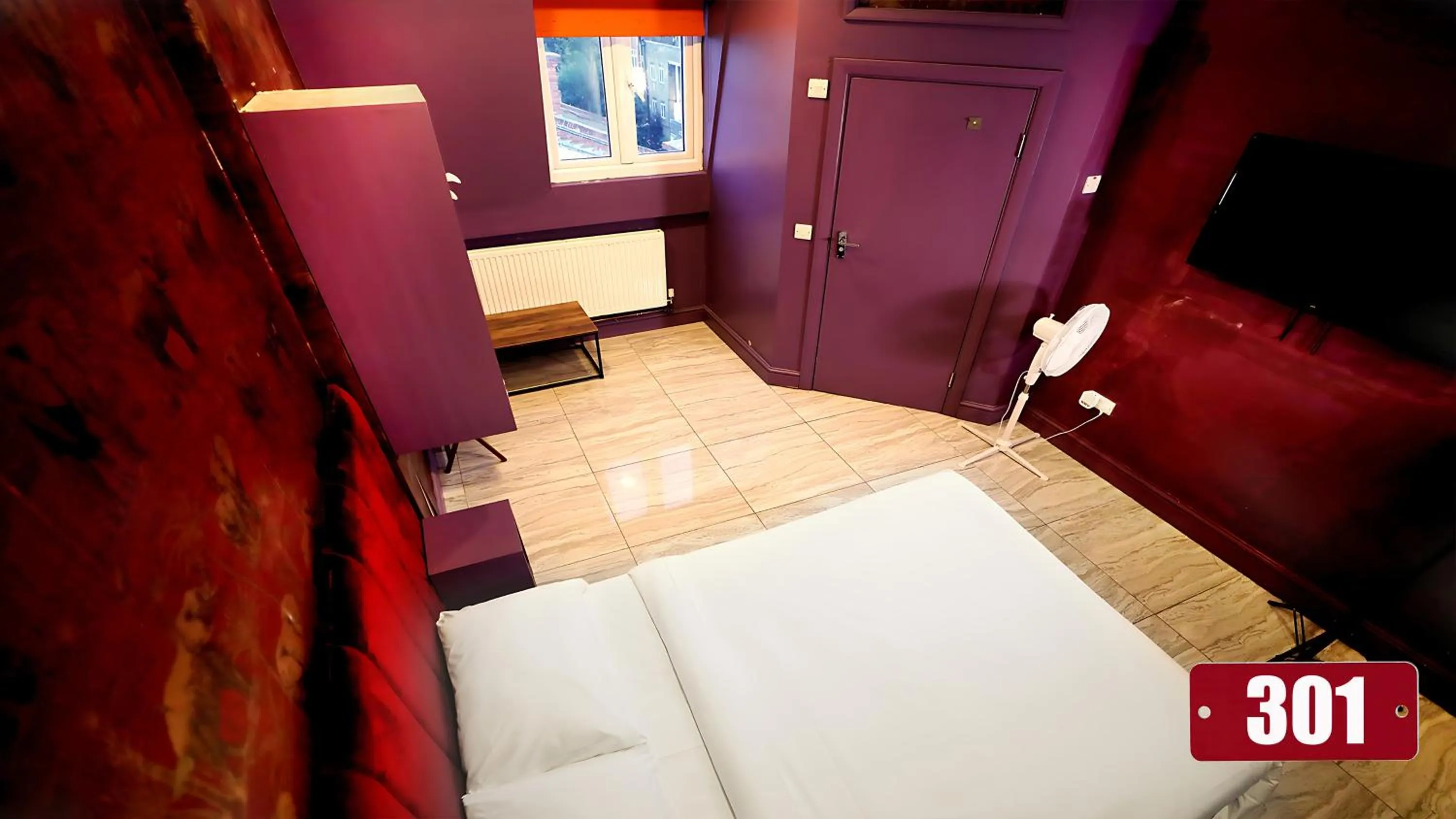 TV and multimedia, Bed in Private Boutique Apartments London