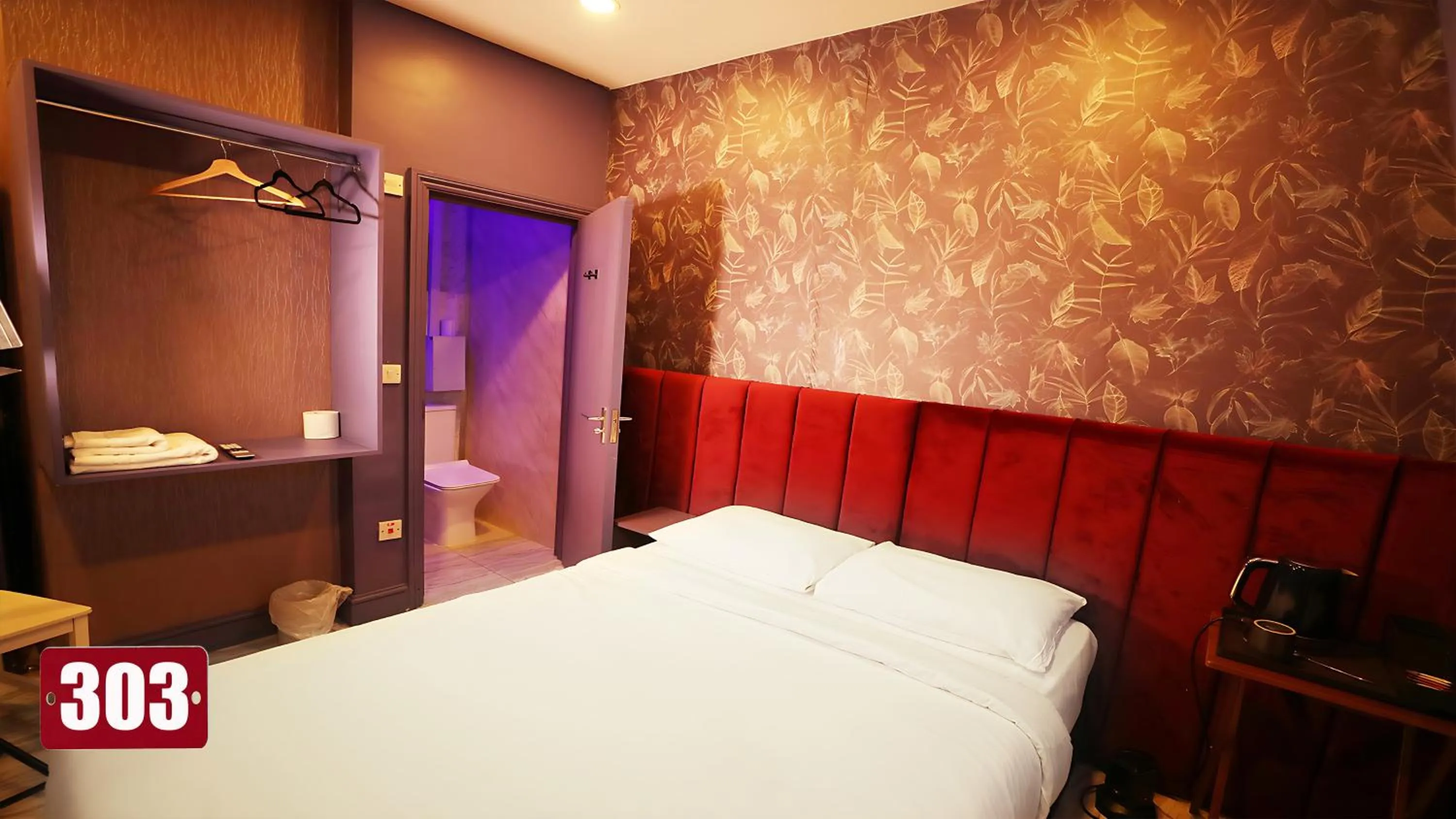 Bed in Private Boutique Apartments London