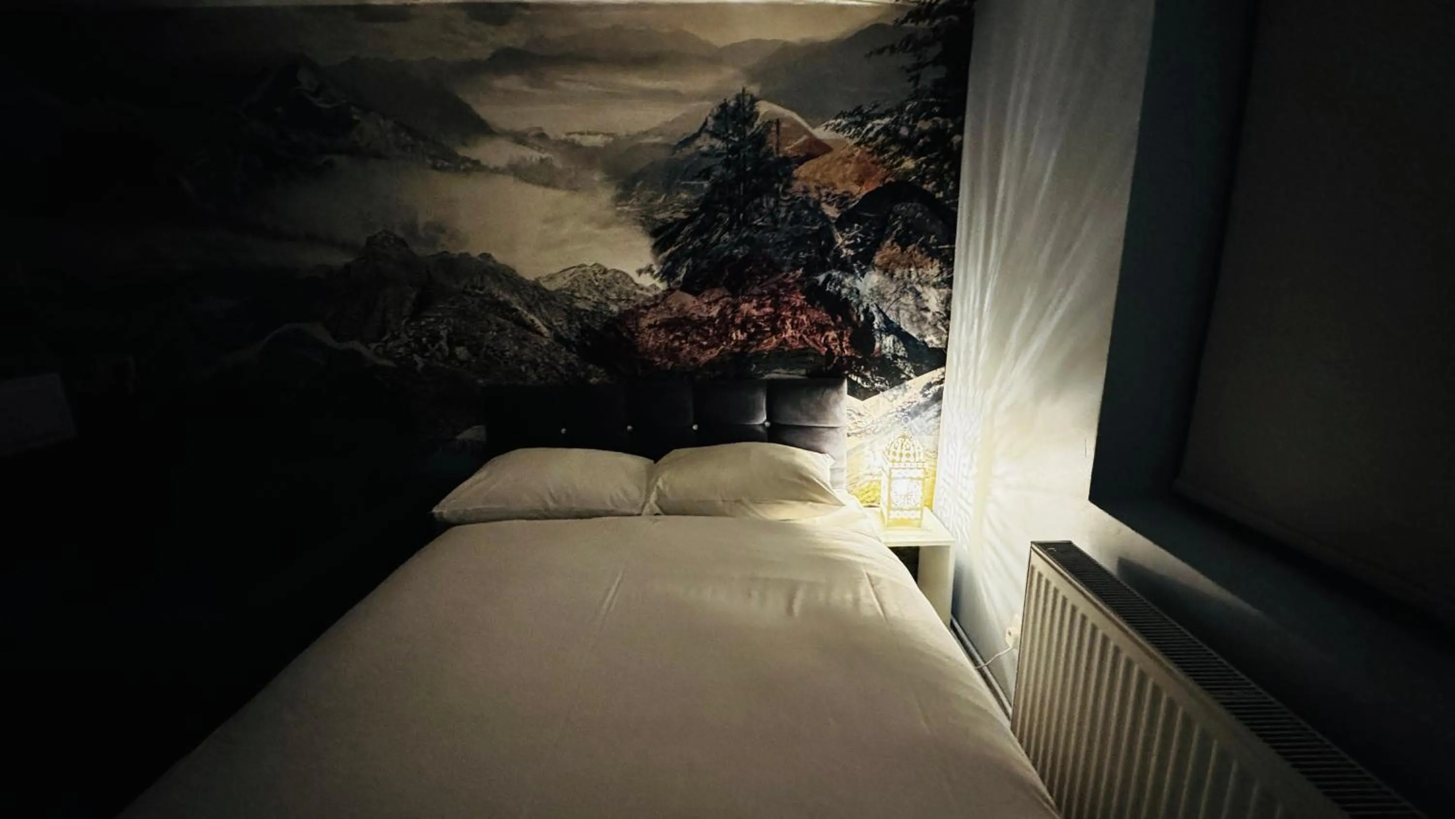 Bed in Private Boutique Apartments London