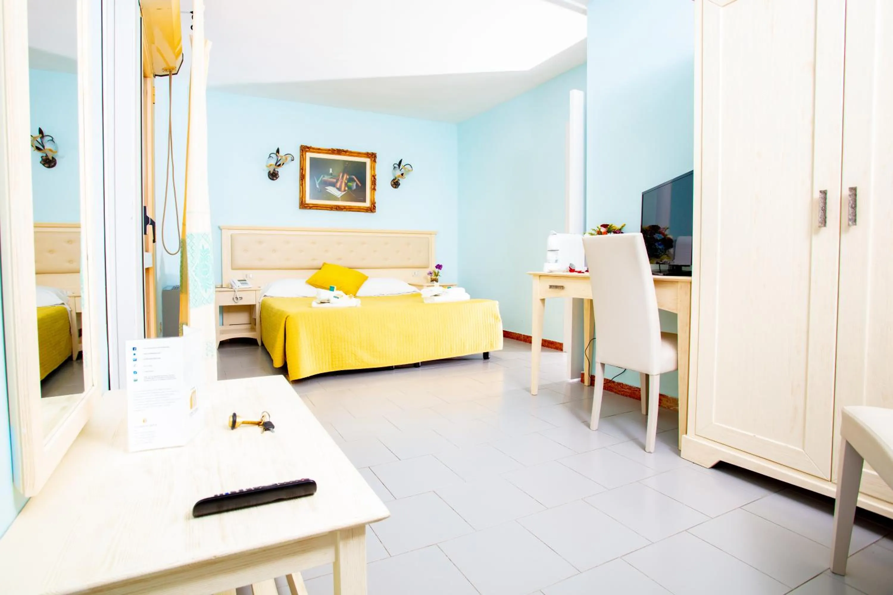 Photo of the whole room, Bed in Hotel Marini