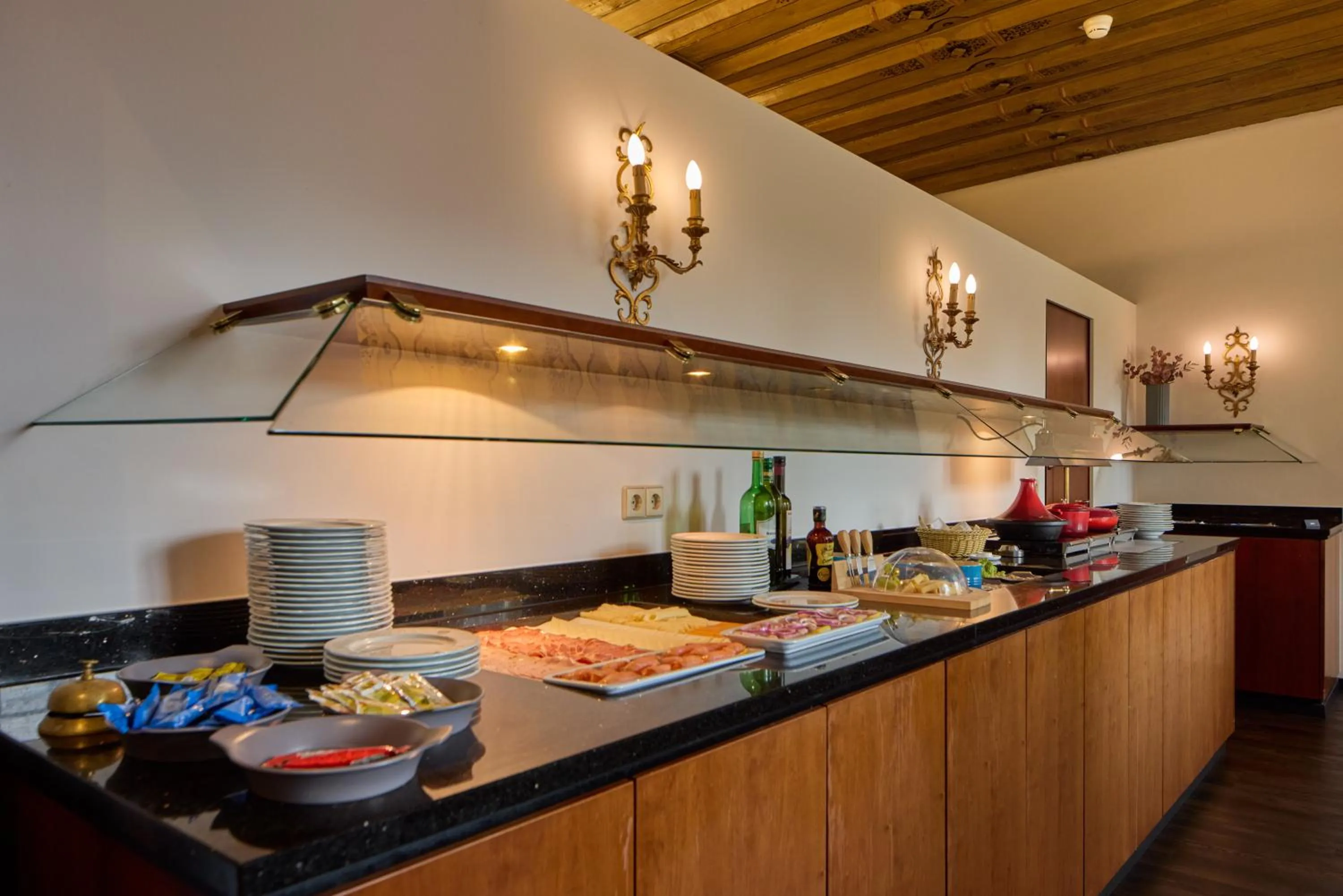 Buffet breakfast in Trip Inn Hotel Der Adelshof