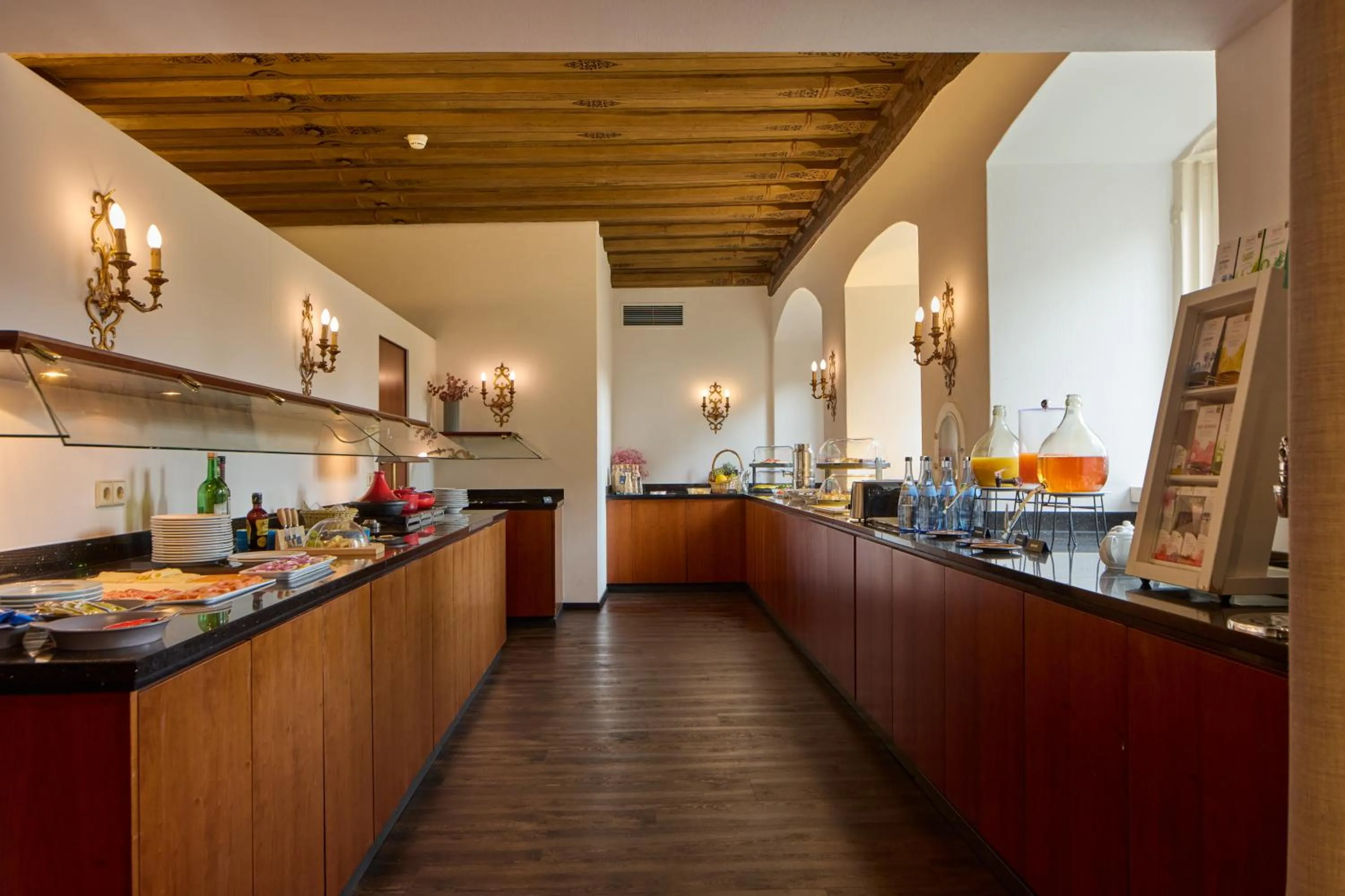 Food and drinks in Trip Inn Hotel Der Adelshof