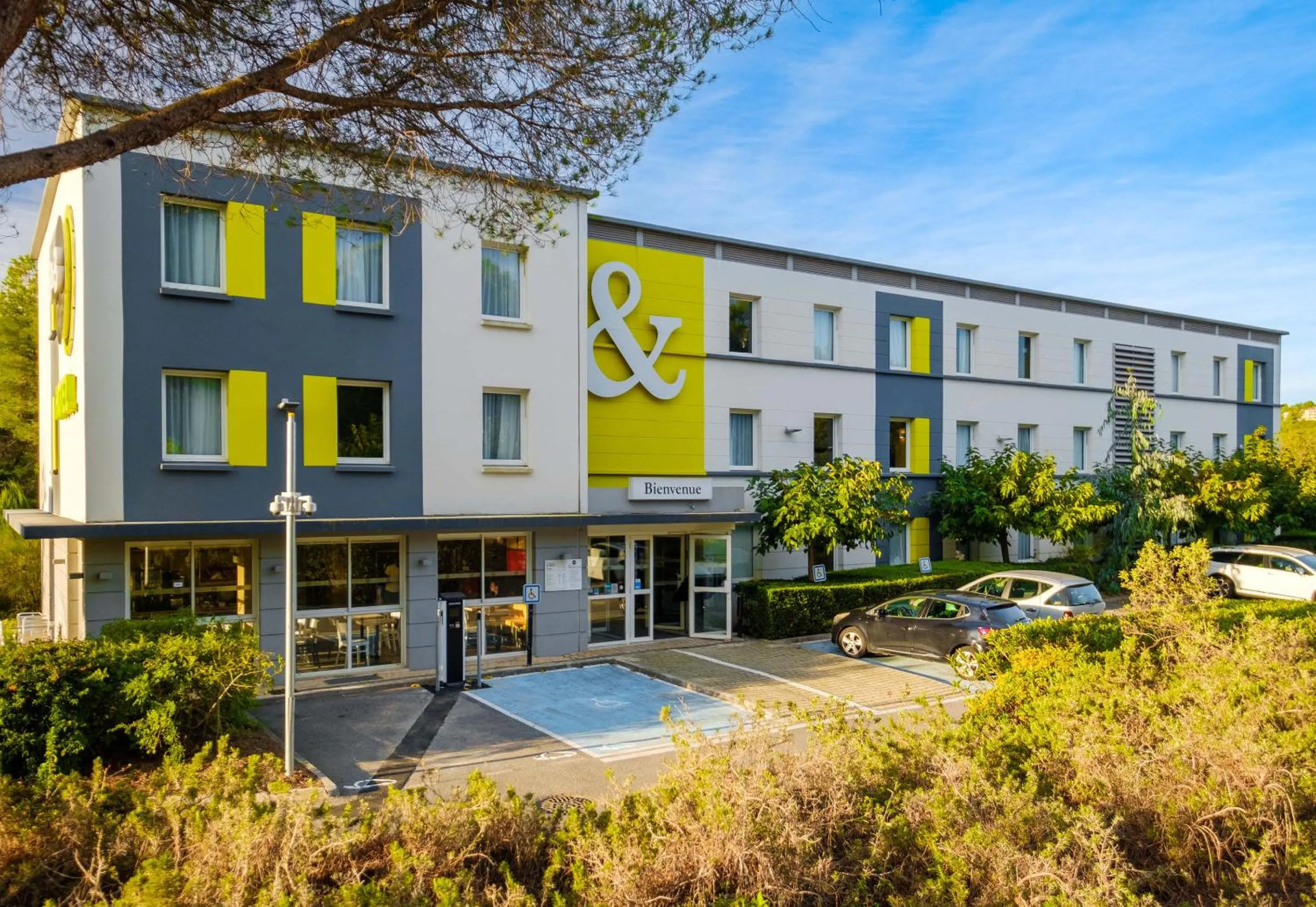 Property building in B&B HOTEL Antibes Sophia Antipolis