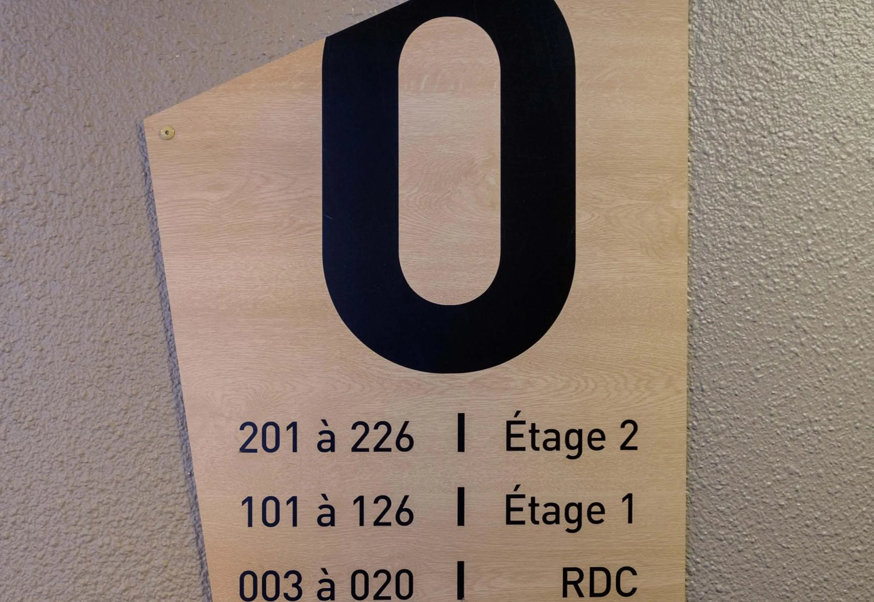 Decorative detail in B&B HOTEL Antibes Sophia Antipolis