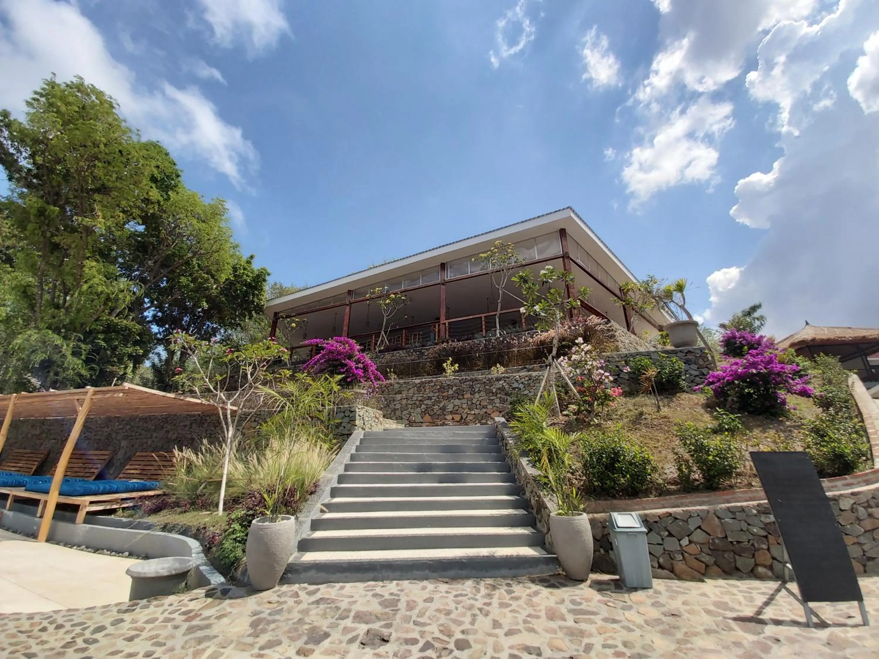 Restaurant/places to eat in Marina Del Ray