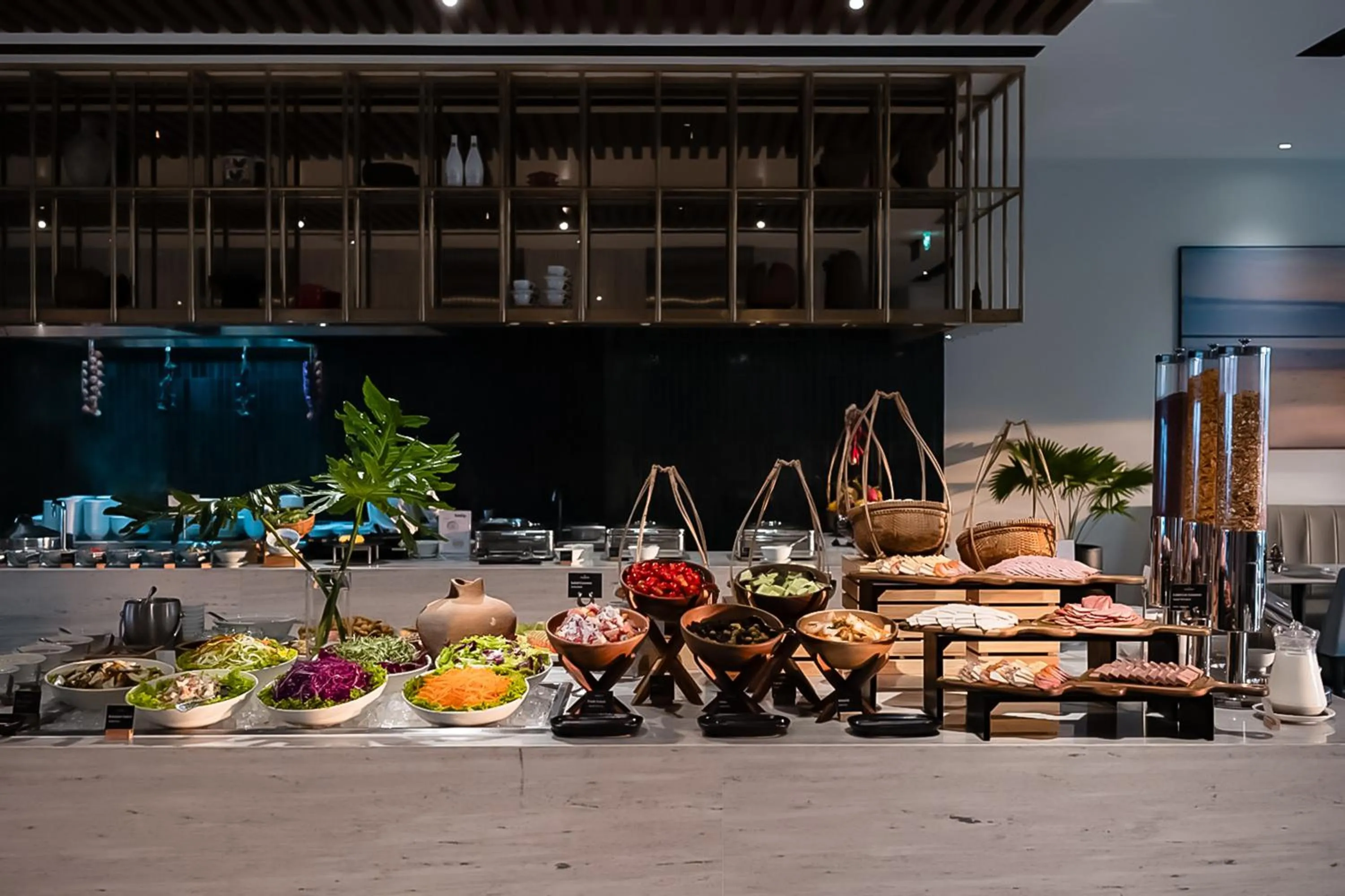 Breakfast in December Hotel