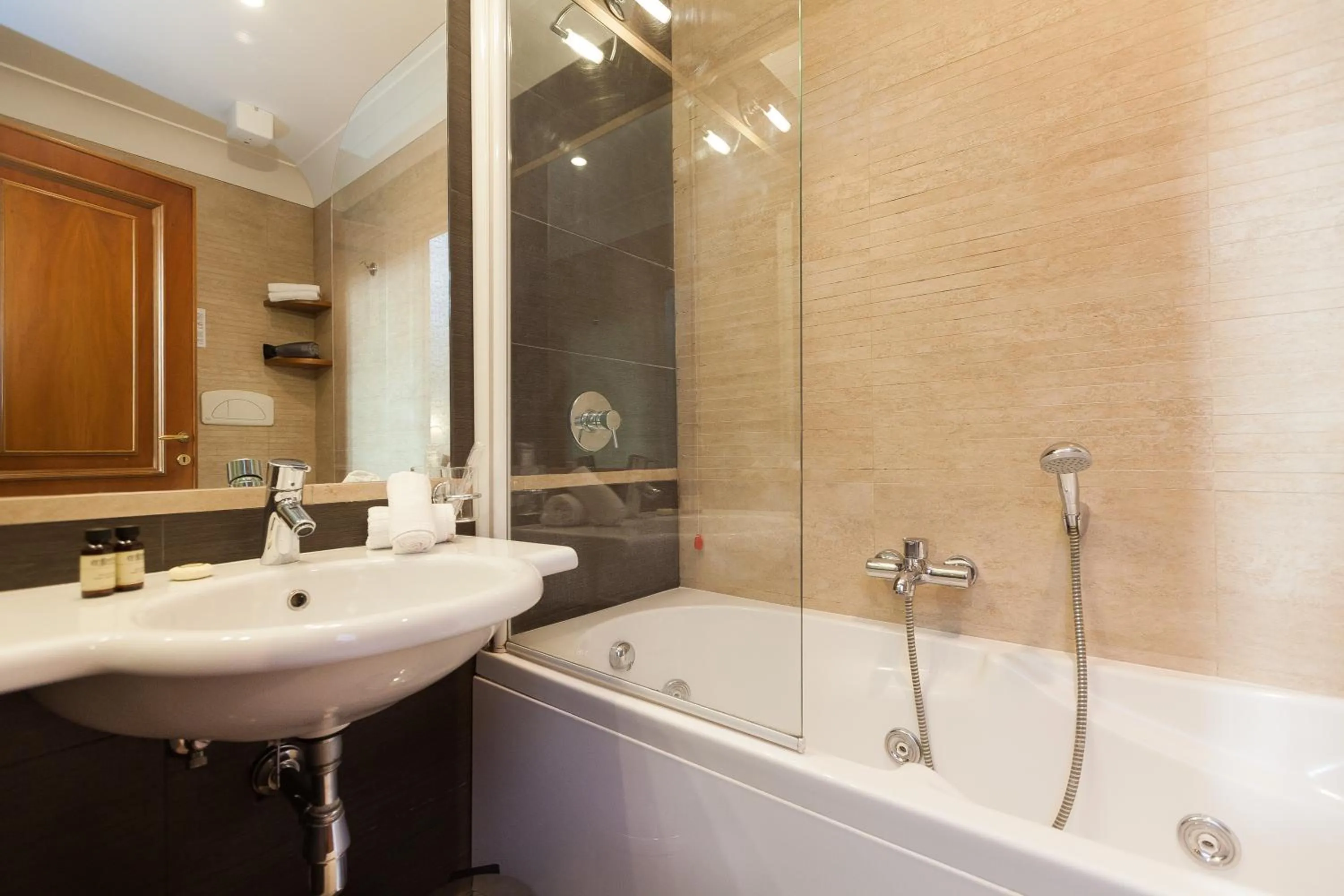 Bathroom in Suite Beccaria A Piazza Del Popolo