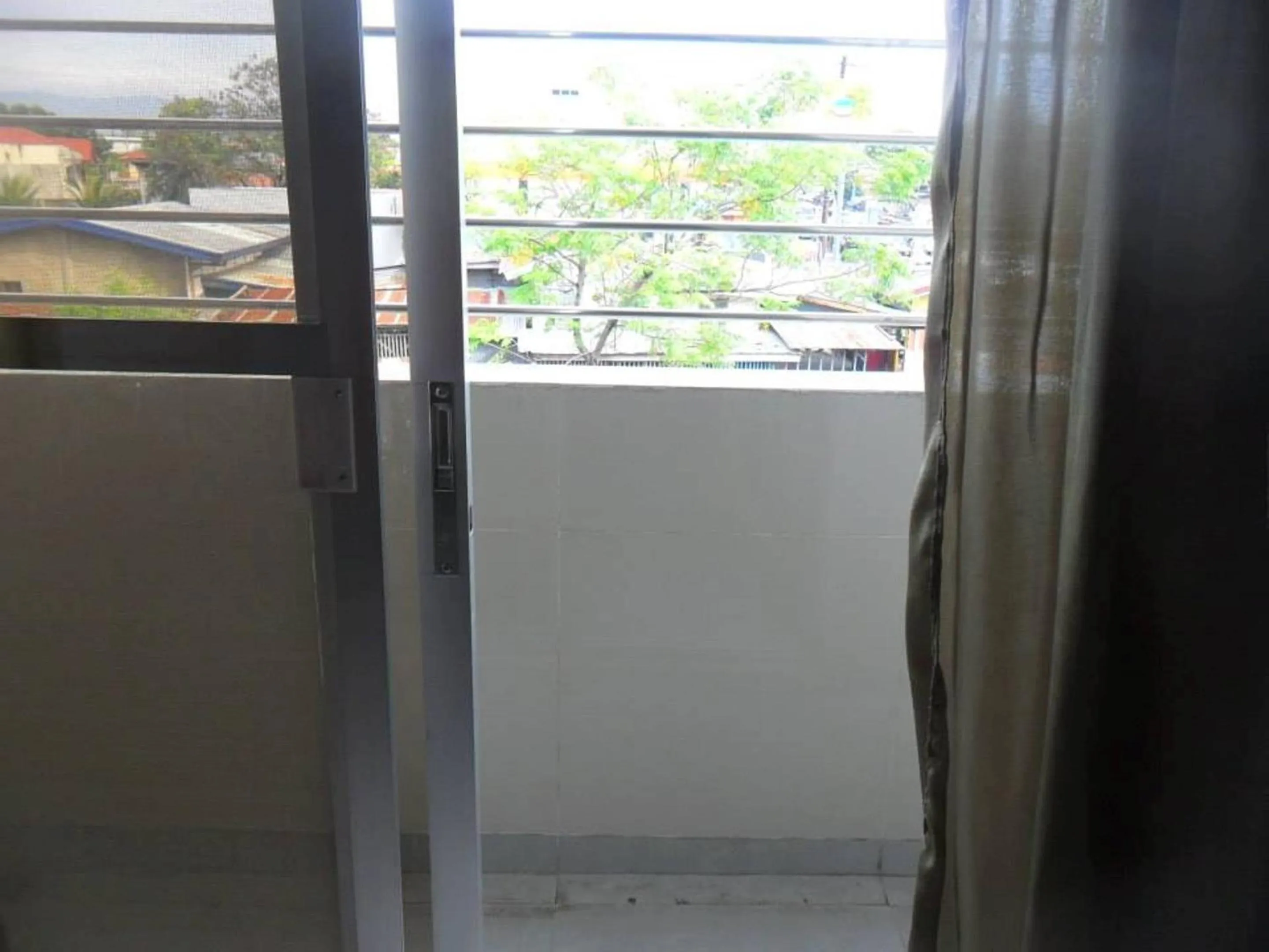 Decorative detail in BnT Inn