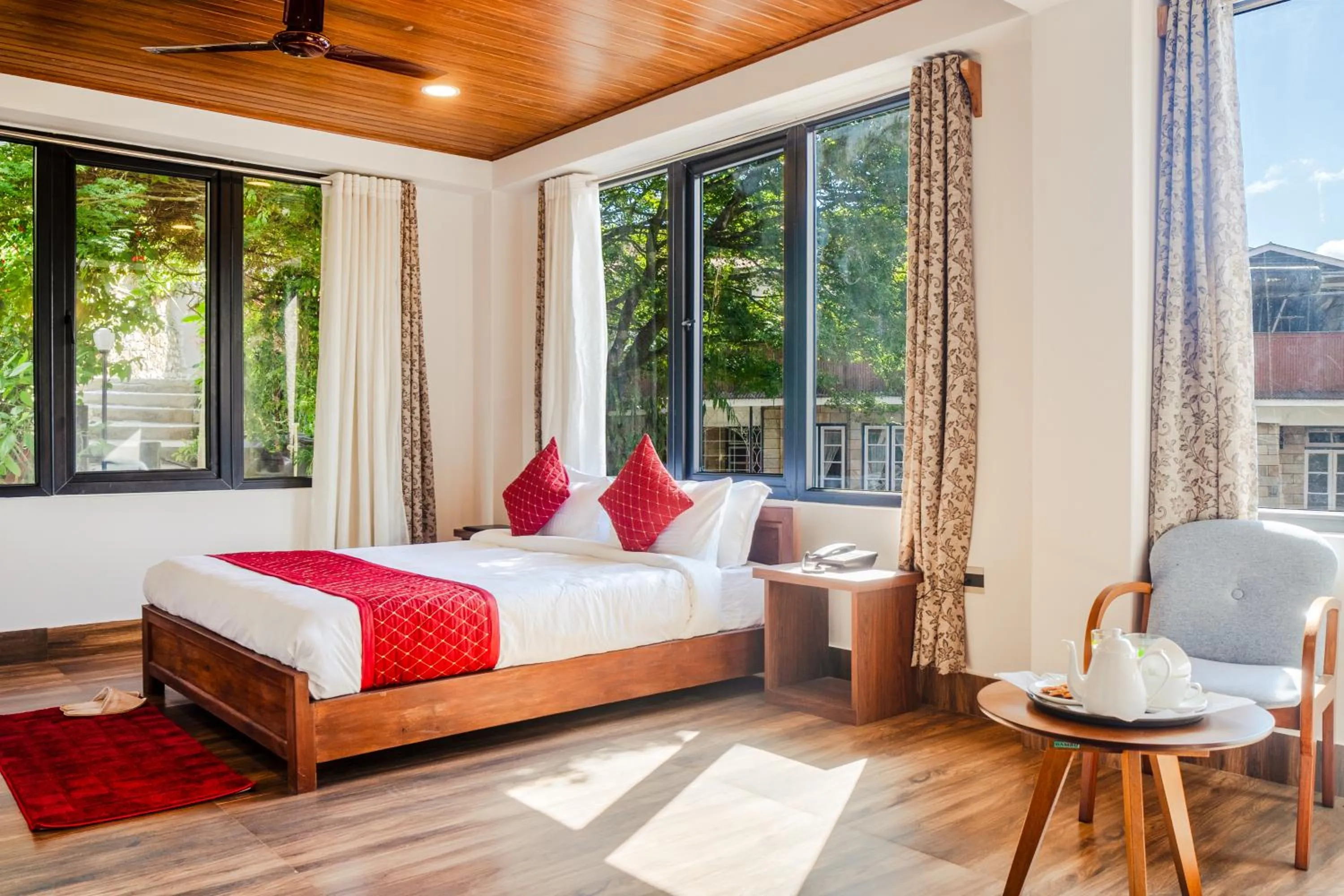 Day, Bed in Sharolyn Boutique Hotel