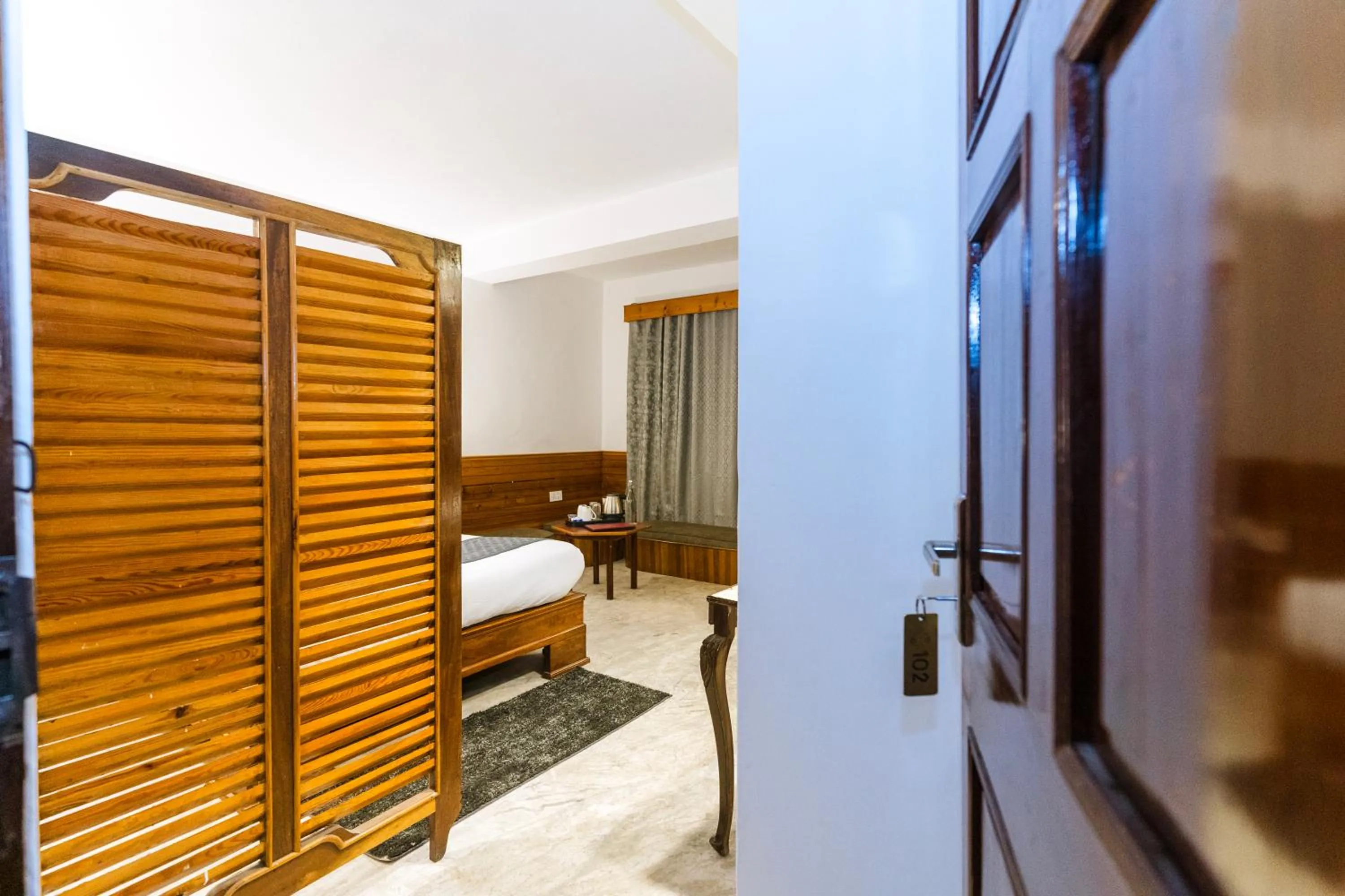 Bed in Sharolyn Boutique Hotel