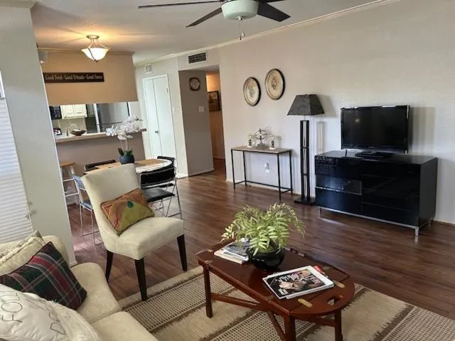 Houston-Med Center NRG Area 2B-2B All Inclusive