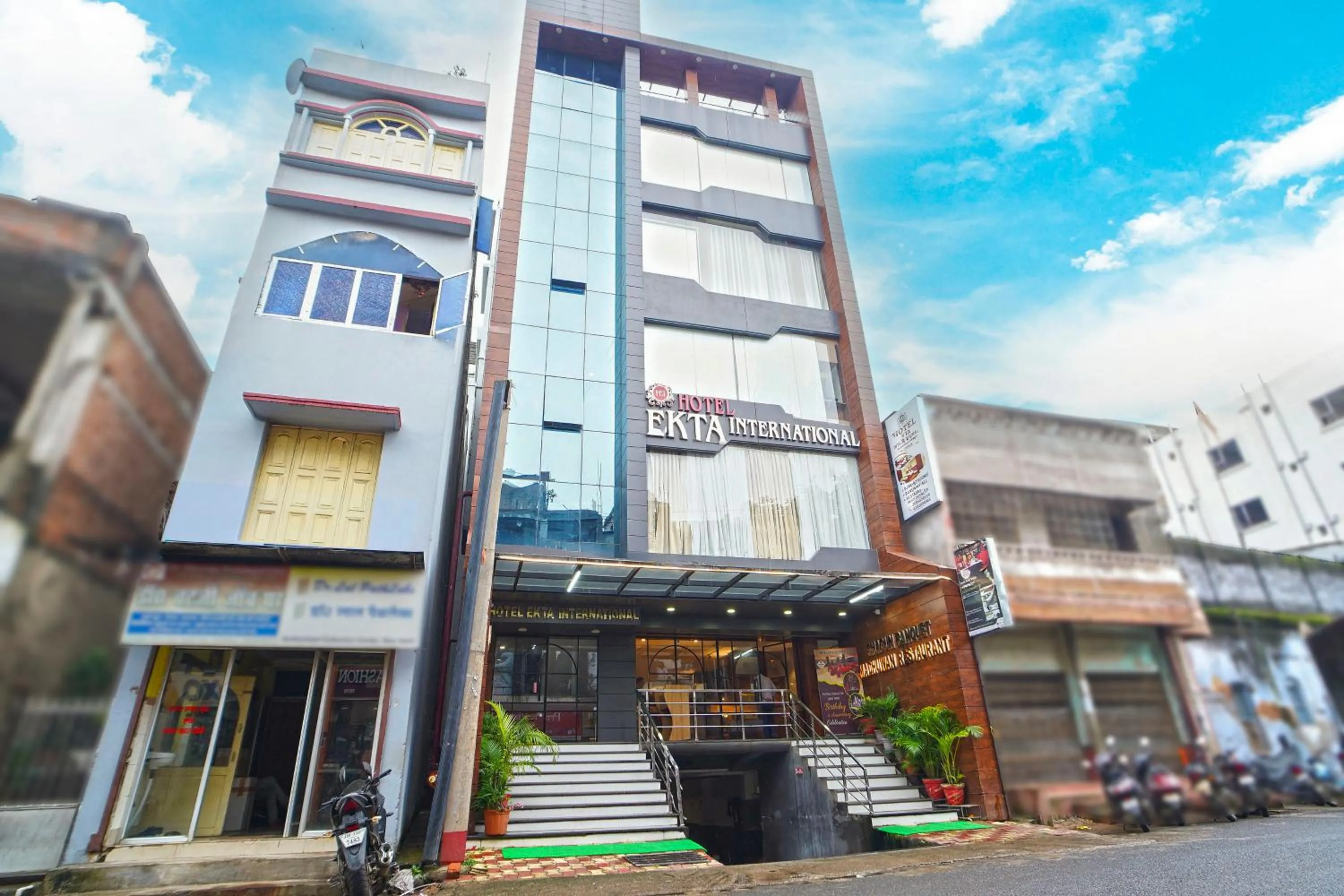 Property building in Hotel Ekta International !! 300 Mts From BABA BAIDYANATH DHAM TEMPLE !!