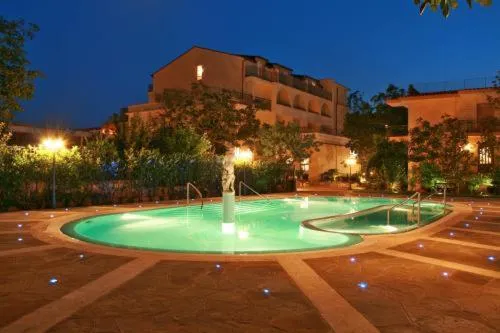 Swimming pool in Hotel Sant'Agata