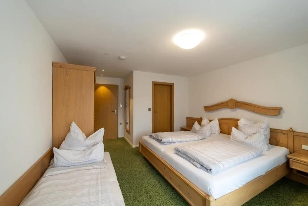 Bed in Gästehaus Café Heck Titisee