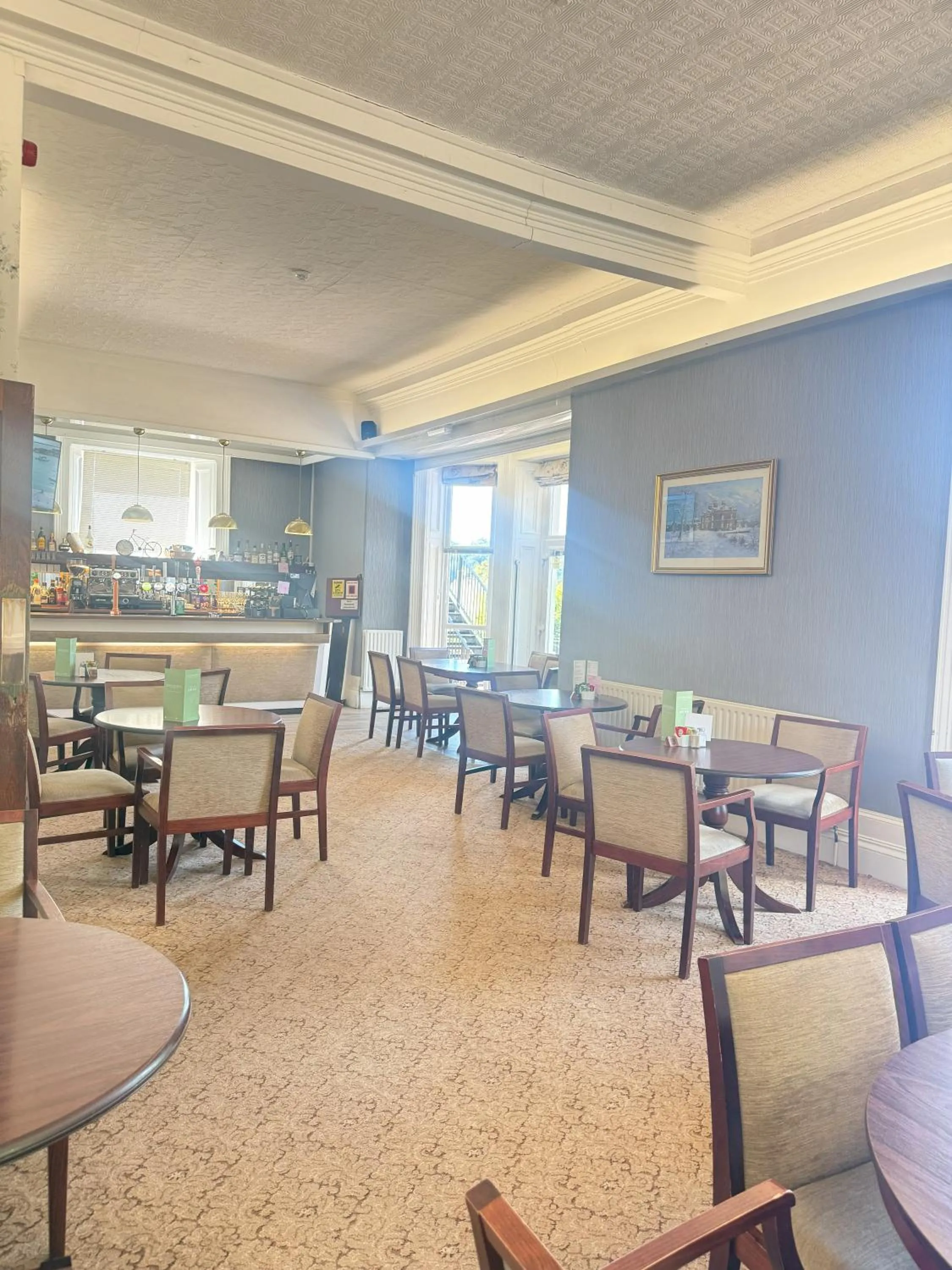 Restaurant/places to eat in Chase Hotel