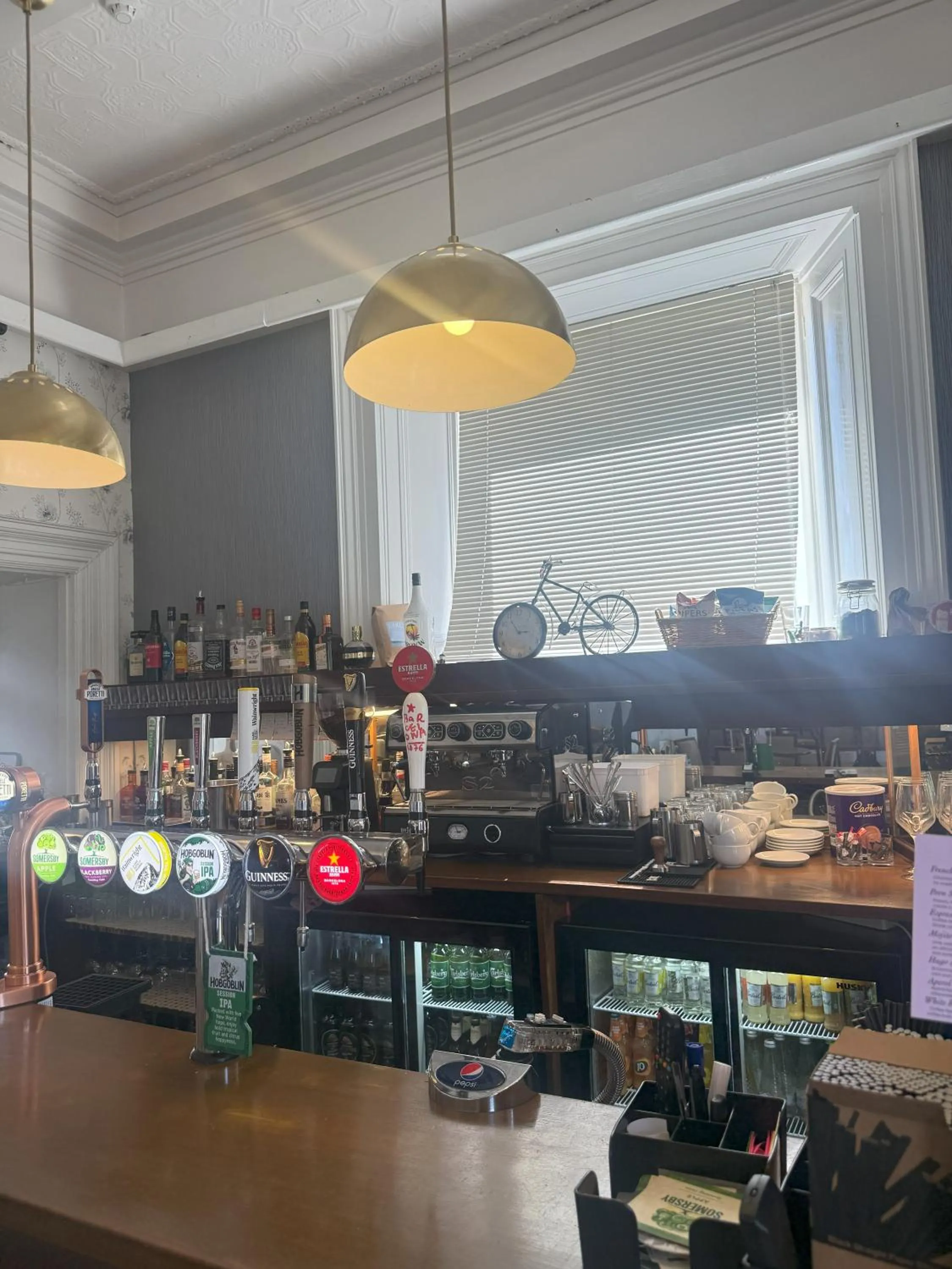 Lounge or bar in Chase Hotel