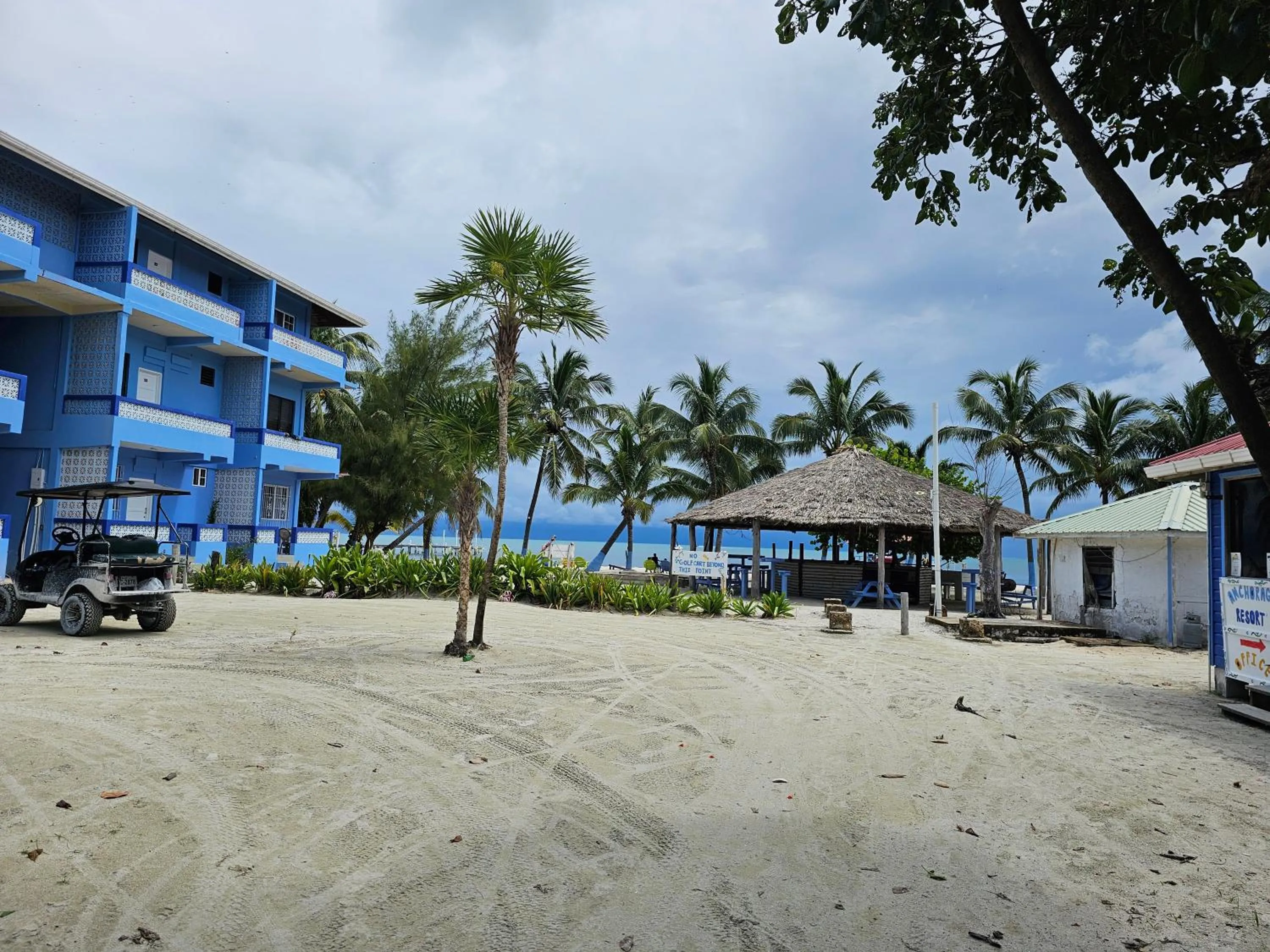 Beach in Anchorage Beach Resort Caye Caulker