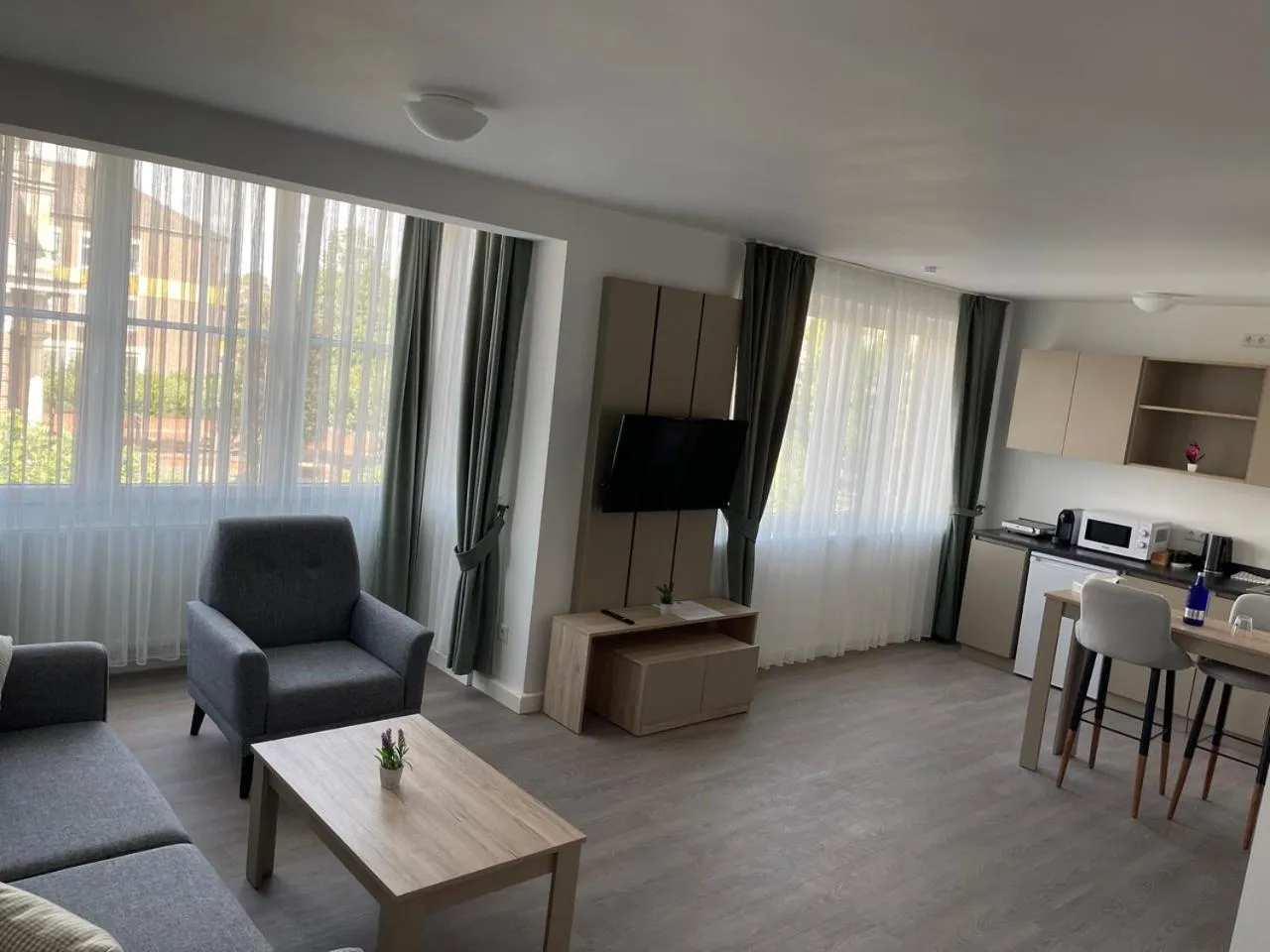 Photo of the whole room in Weseler Wirtshaus Appartements