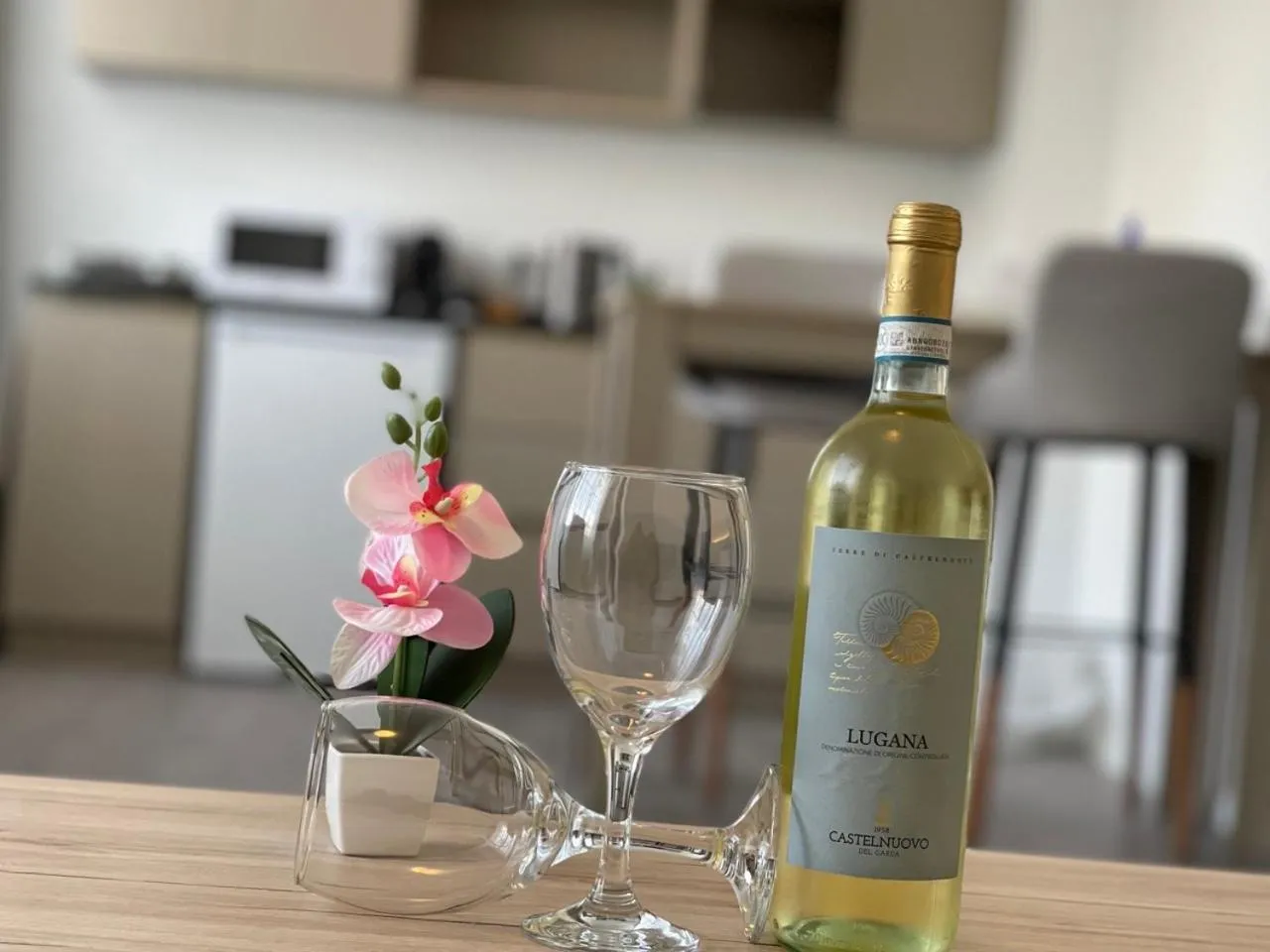 Photo of the whole room in Weseler Wirtshaus Appartements