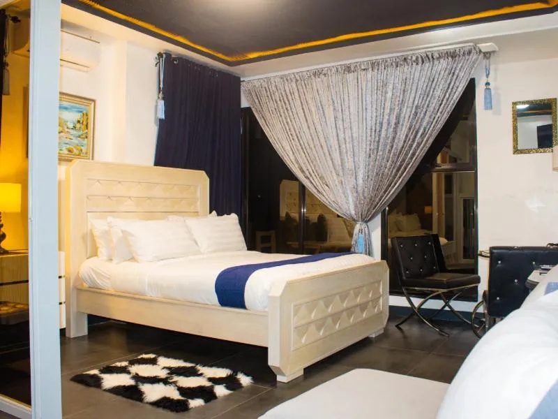 Bed in Gmb-Arte' Hotel